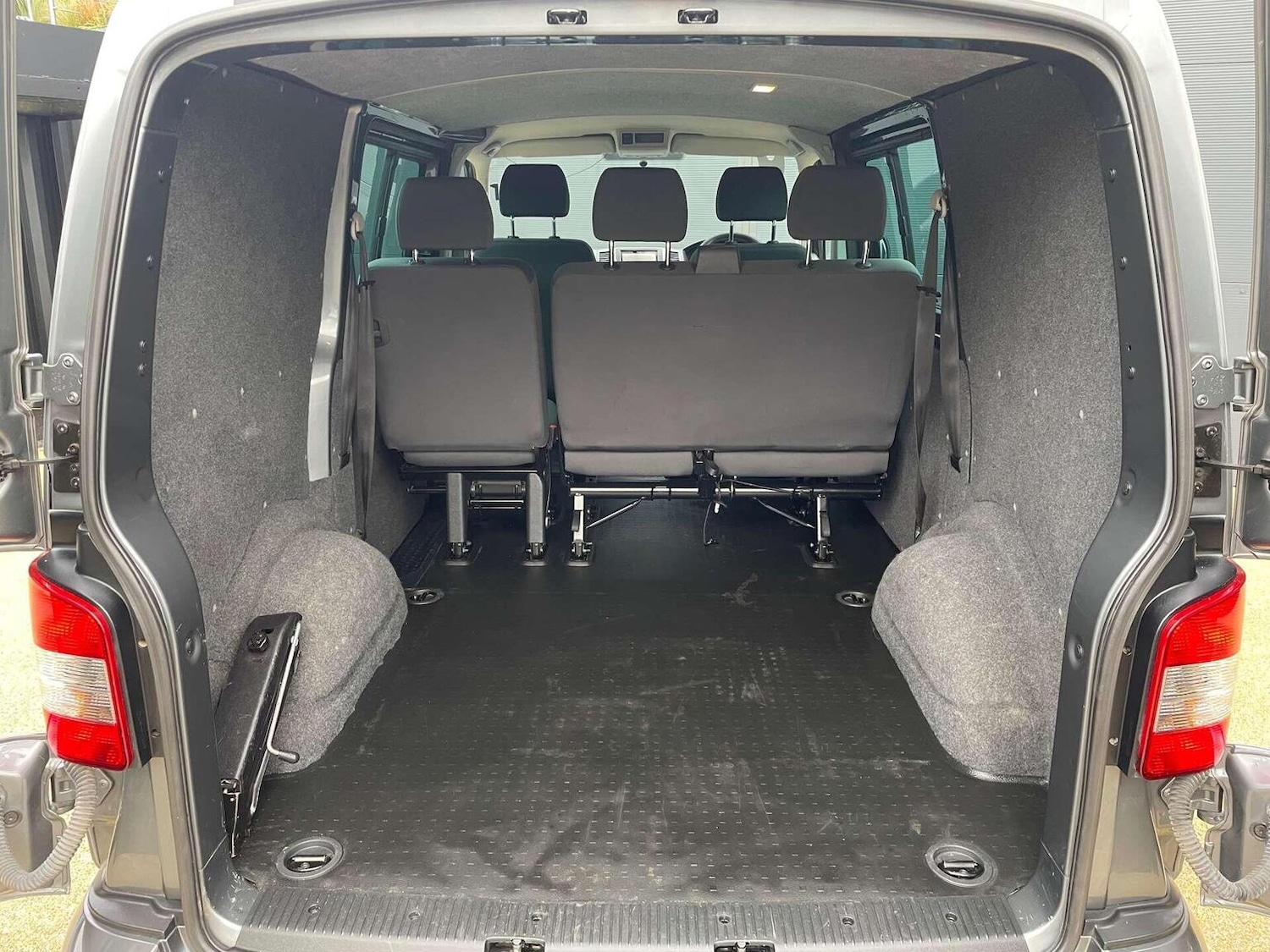 Used Volkswagen Transporter 2015 for sale - 76427962: Photo 16