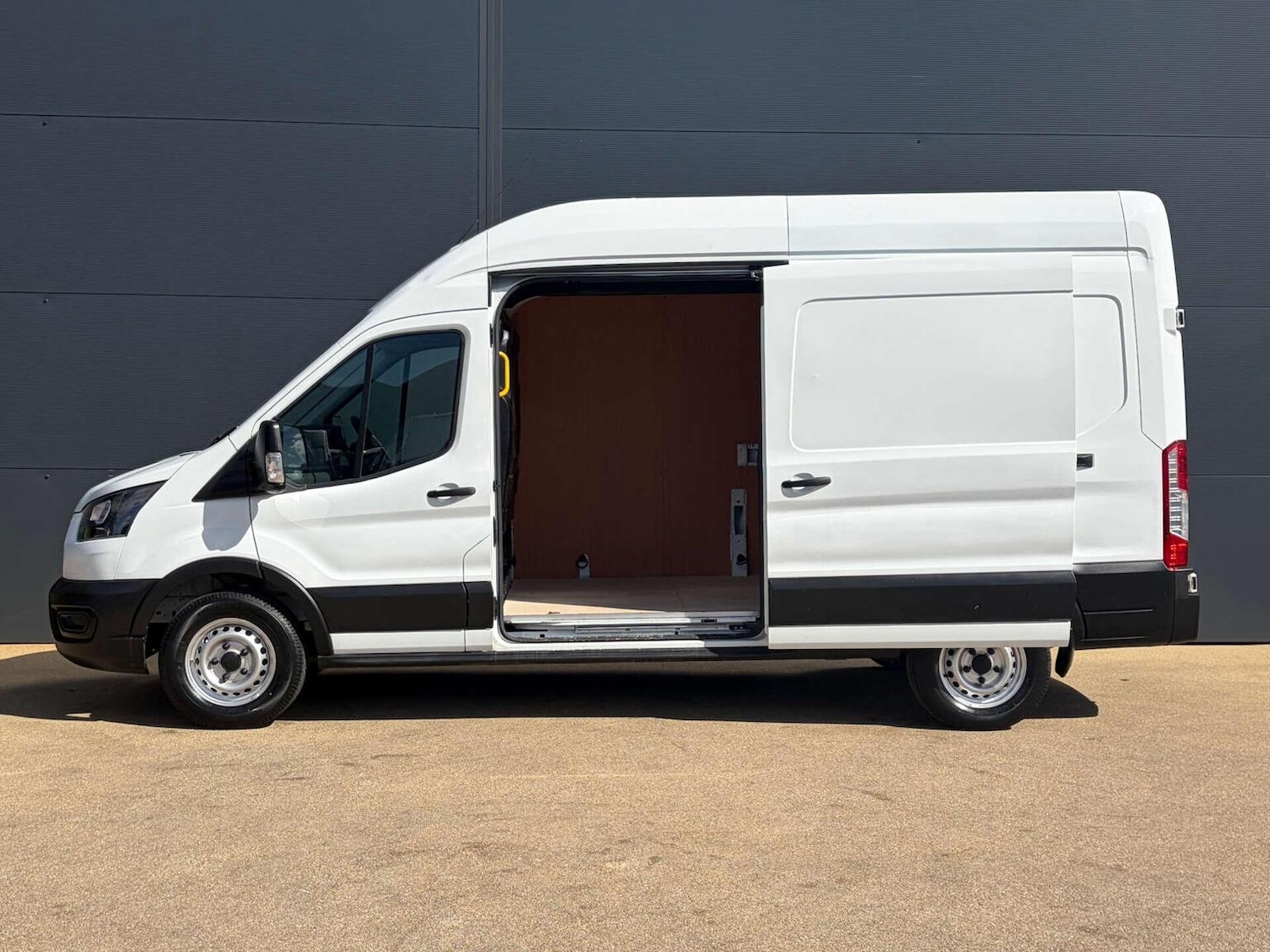 Used Ford Transit 2022 for sale - 78168898: Photo 11