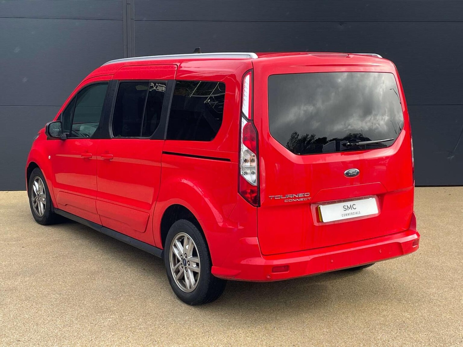 Used Ford Grand Tourneo Connect 2021 for sale - 76427964: Photo 9