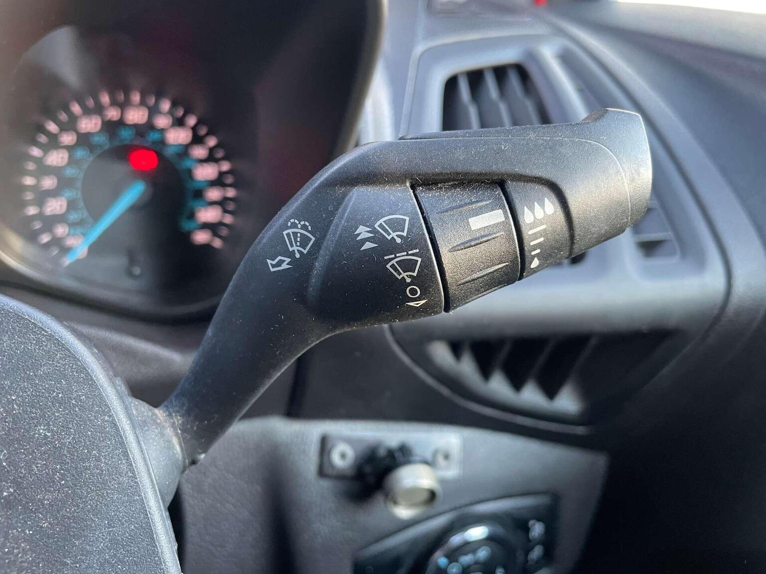 Used Ford Transit Connect 2017 for sale - 76637430: Photo 25