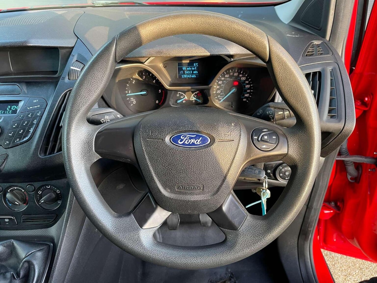 Used Ford Transit Connect 2017 for sale - 76637430: Photo 27