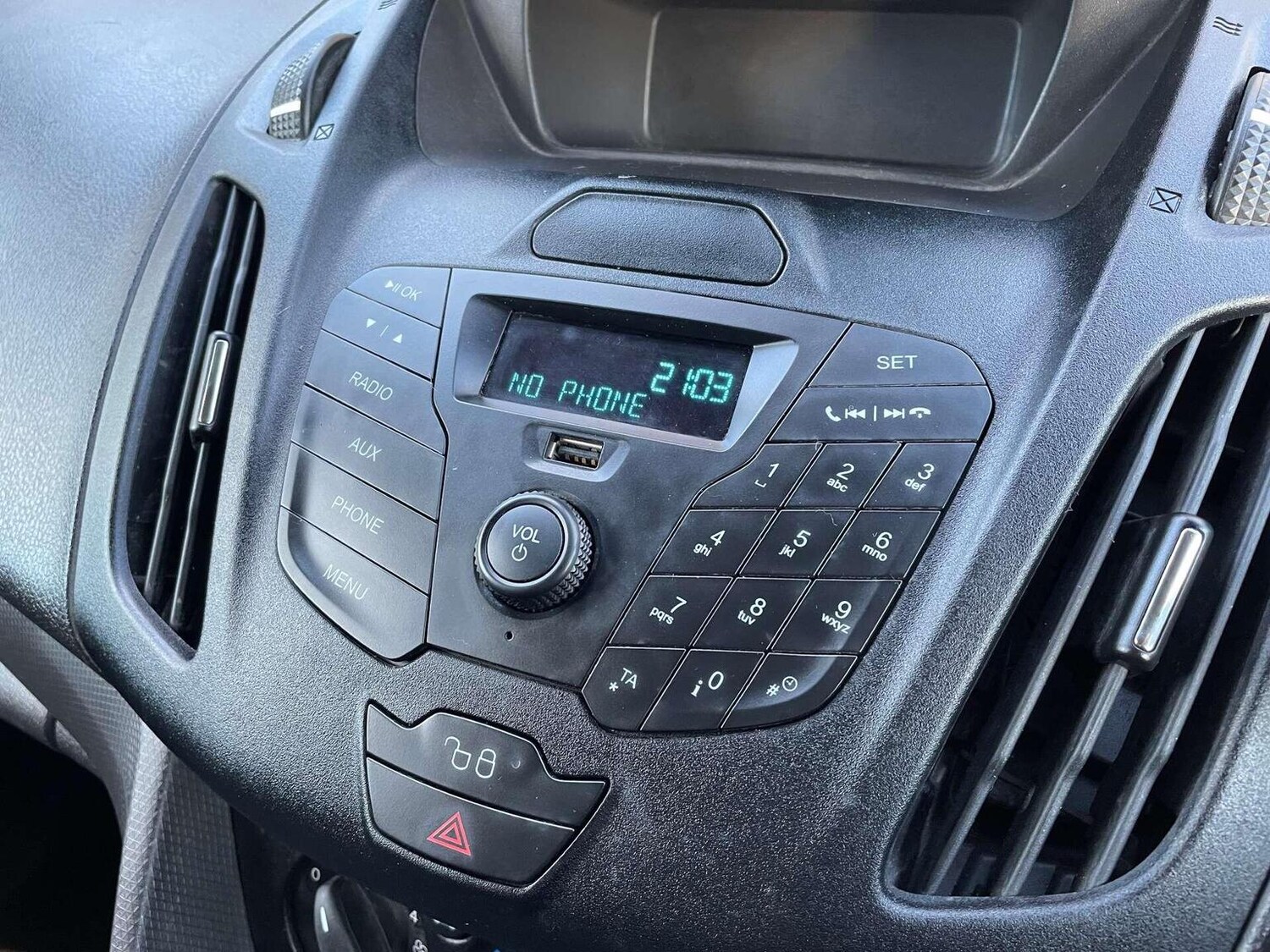 Used Ford Transit Connect 2017 for sale - 76637430: Photo 33