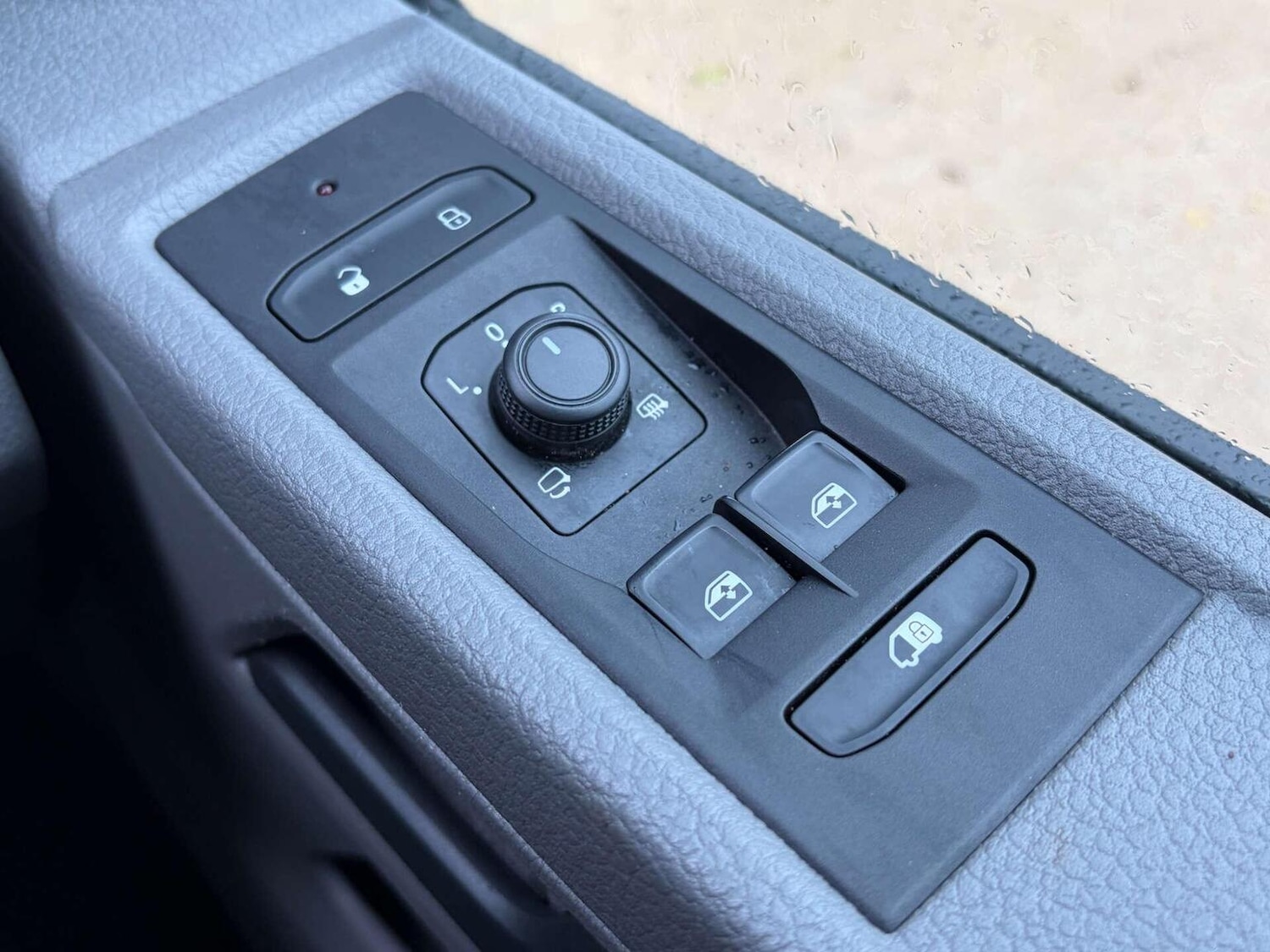 Used Volkswagen Transporter 2024 for sale - 77409555: Photo 28