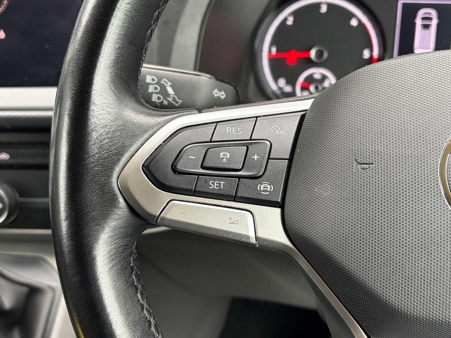 Used Volkswagen Transporter 2024 for sale - 77409555: Photo 34