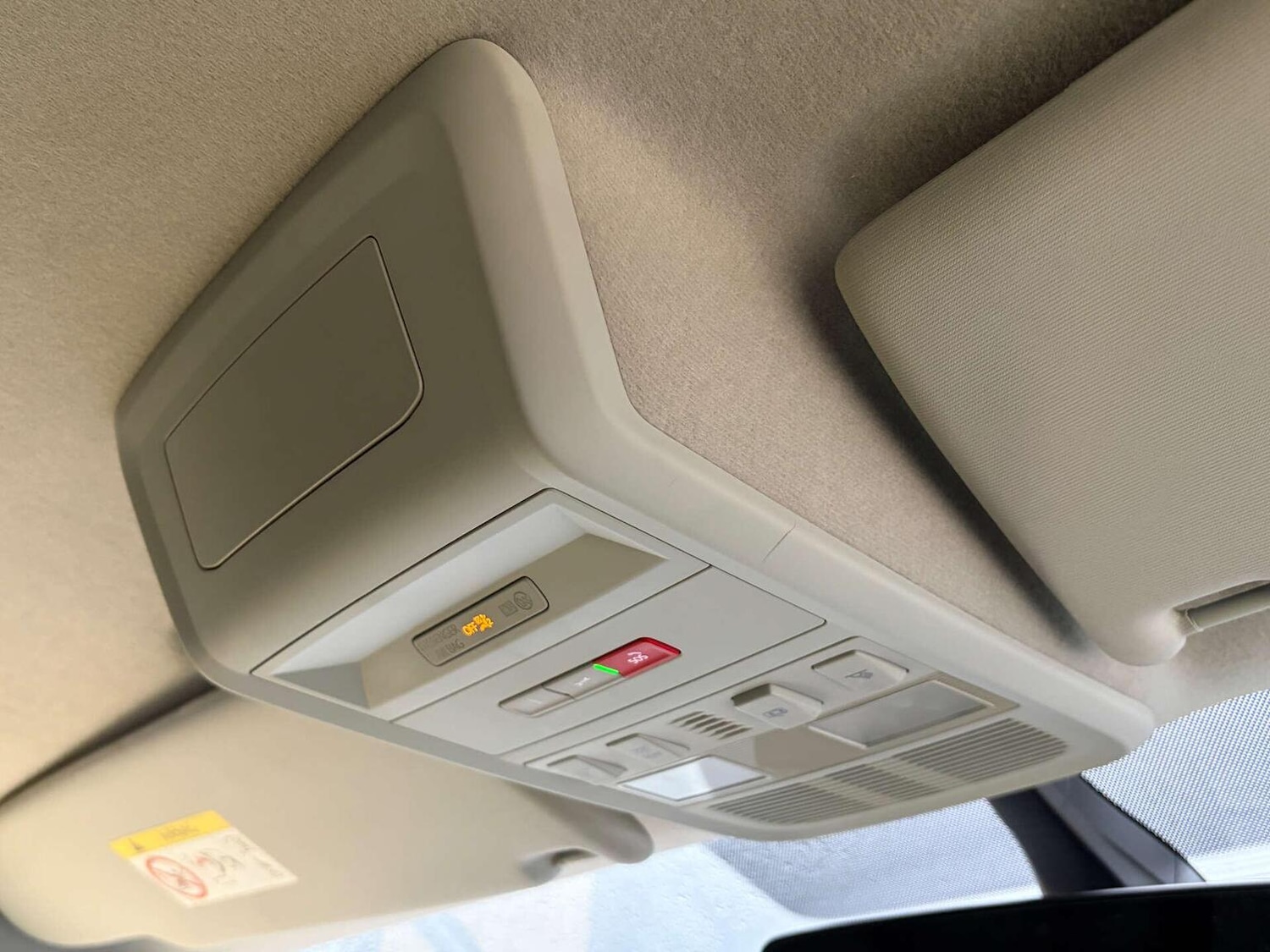 Used Volkswagen Transporter 2024 for sale - 77409555: Photo 45