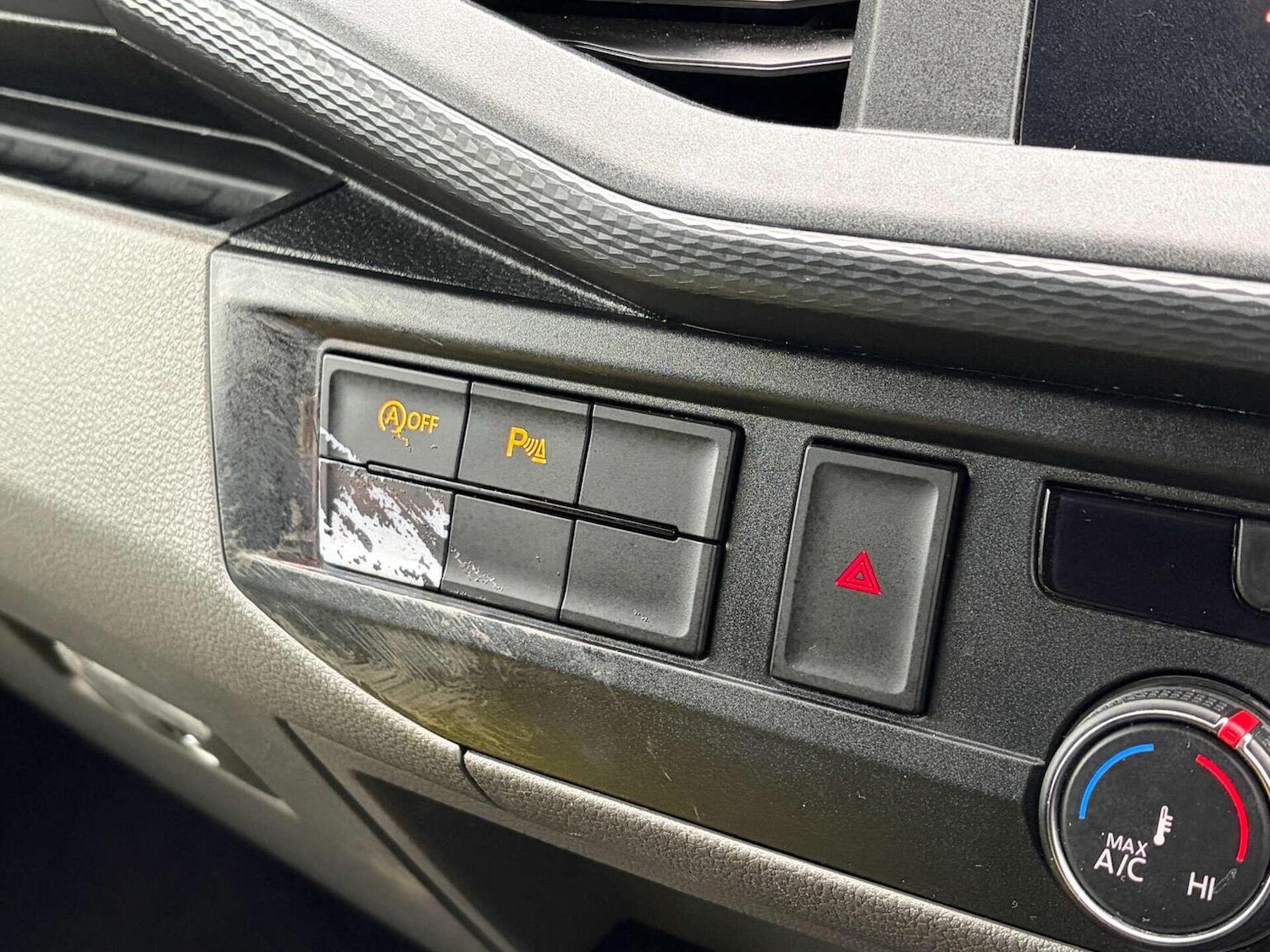 Used Volkswagen Transporter 2024 for sale - 77409555: Photo 54