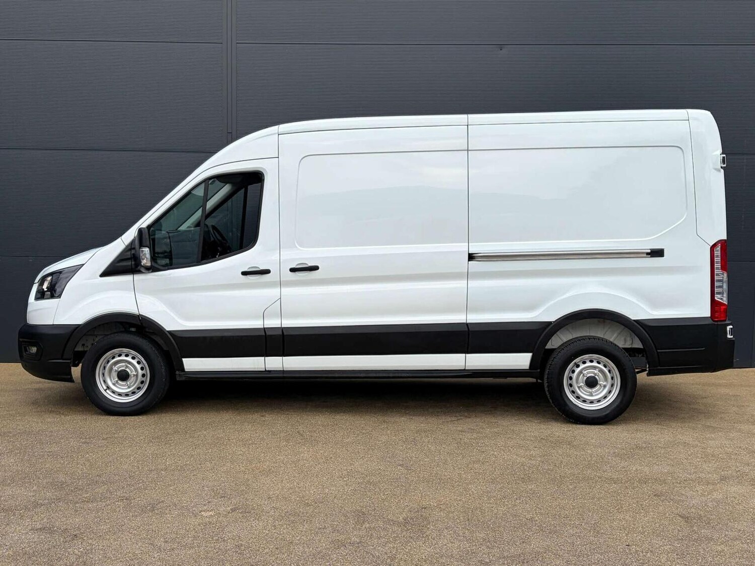 Used Ford Transit 2024 for sale - 78064166: Photo 11