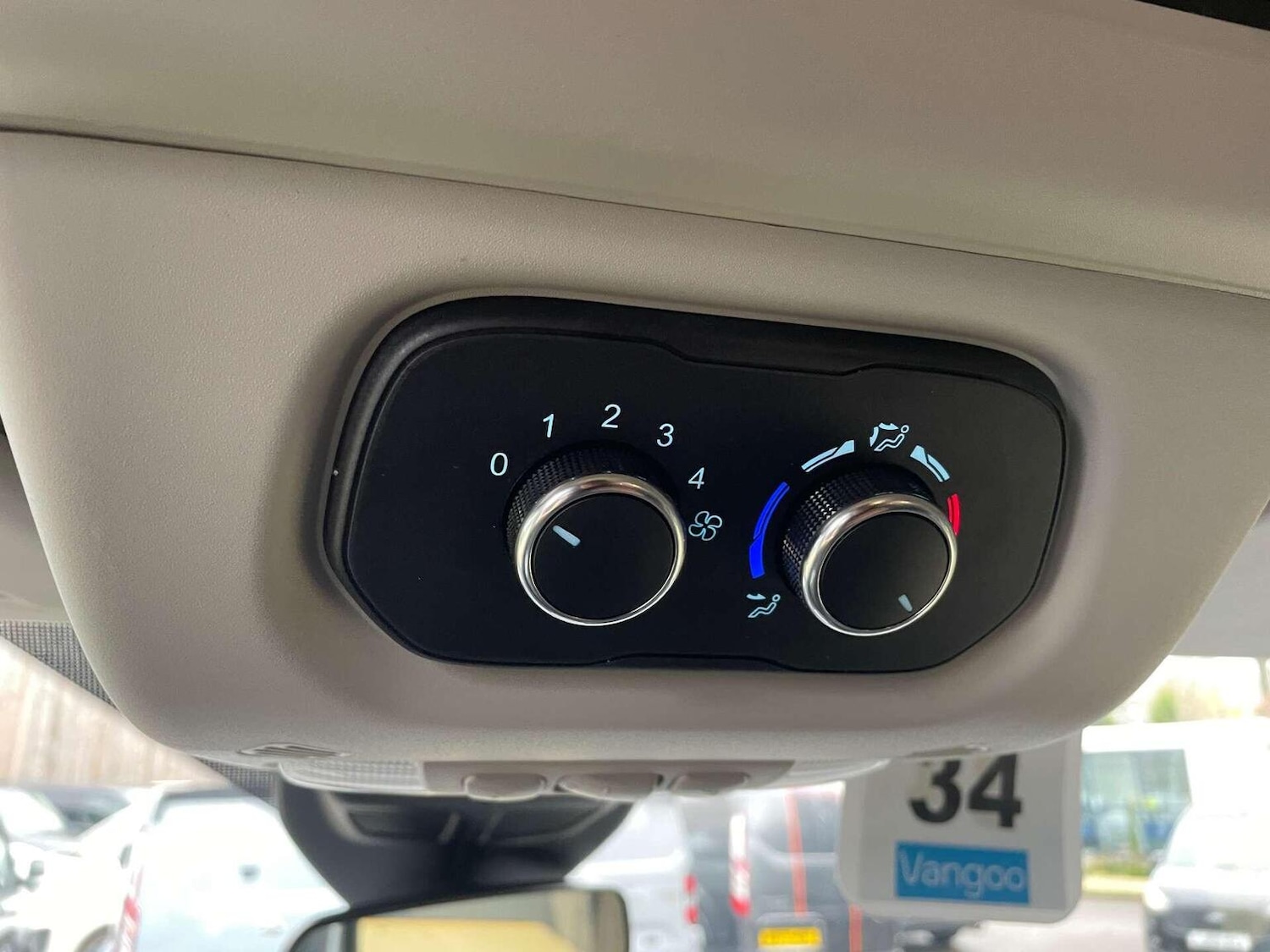 Used Ford Transit 2019 for sale - 76598765: Photo 8