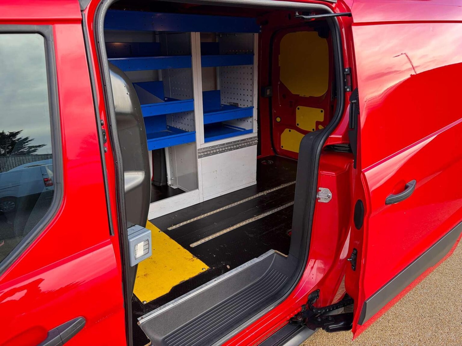 Used Ford Transit Connect 2017 for sale - 77045387: Photo 7