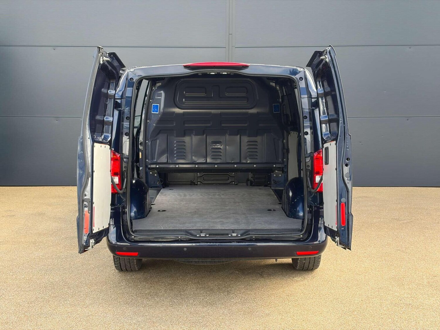 Used Mercedes-Benz Vito 2020 for sale - 78112086: Photo 20