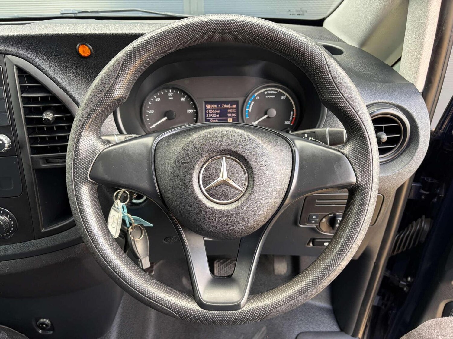 Used Mercedes-Benz Vito 2020 for sale - 78112086: Photo 35