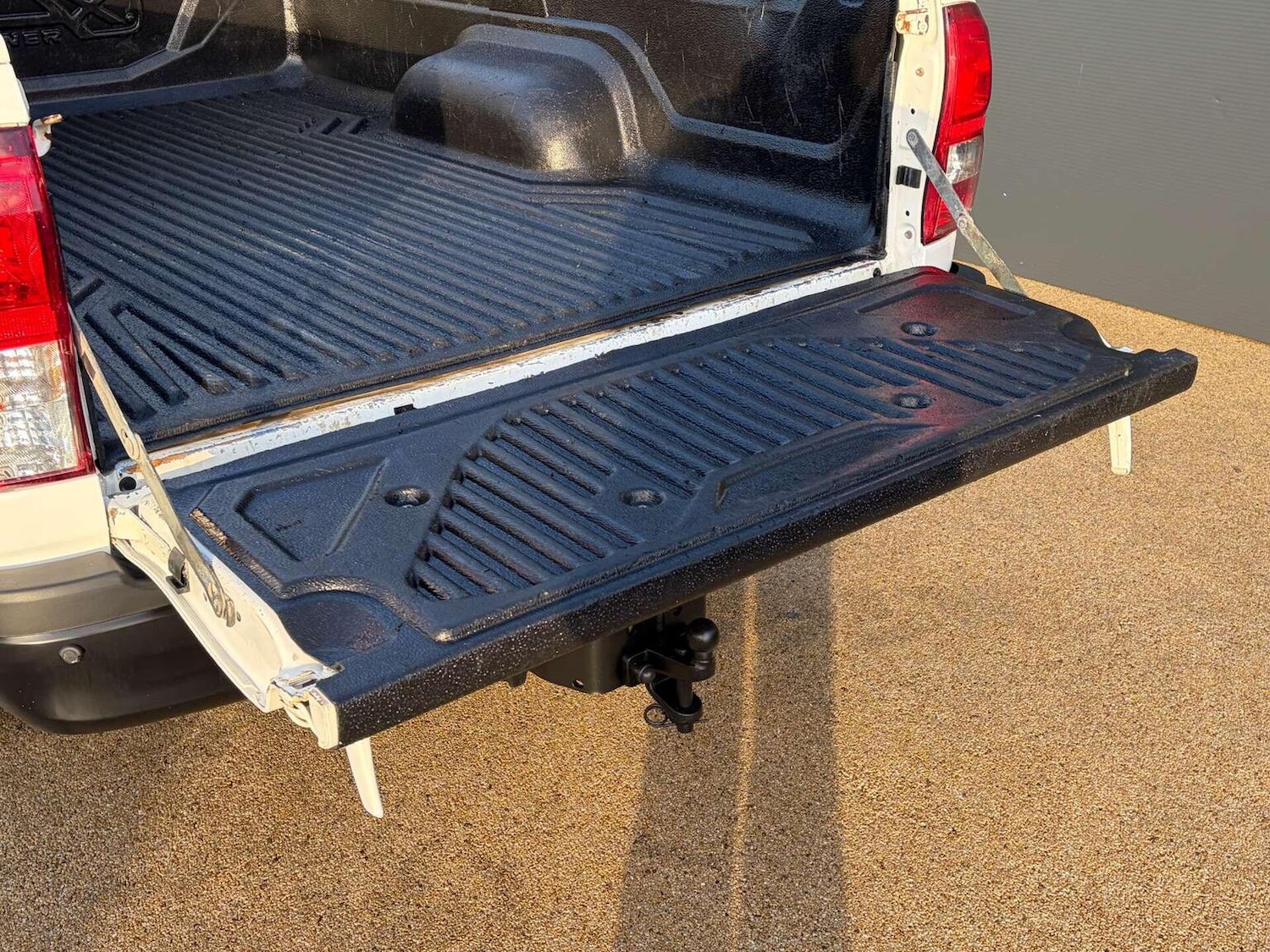 Used Toyota Hilux 2019 for sale - 77766373: Photo 11