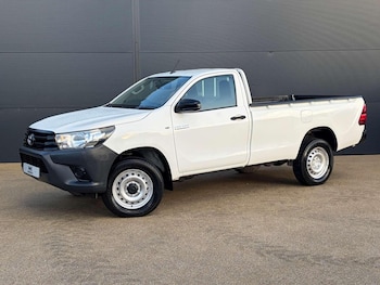 Used Toyota Hilux 2019 for sale - 77766373: Photo