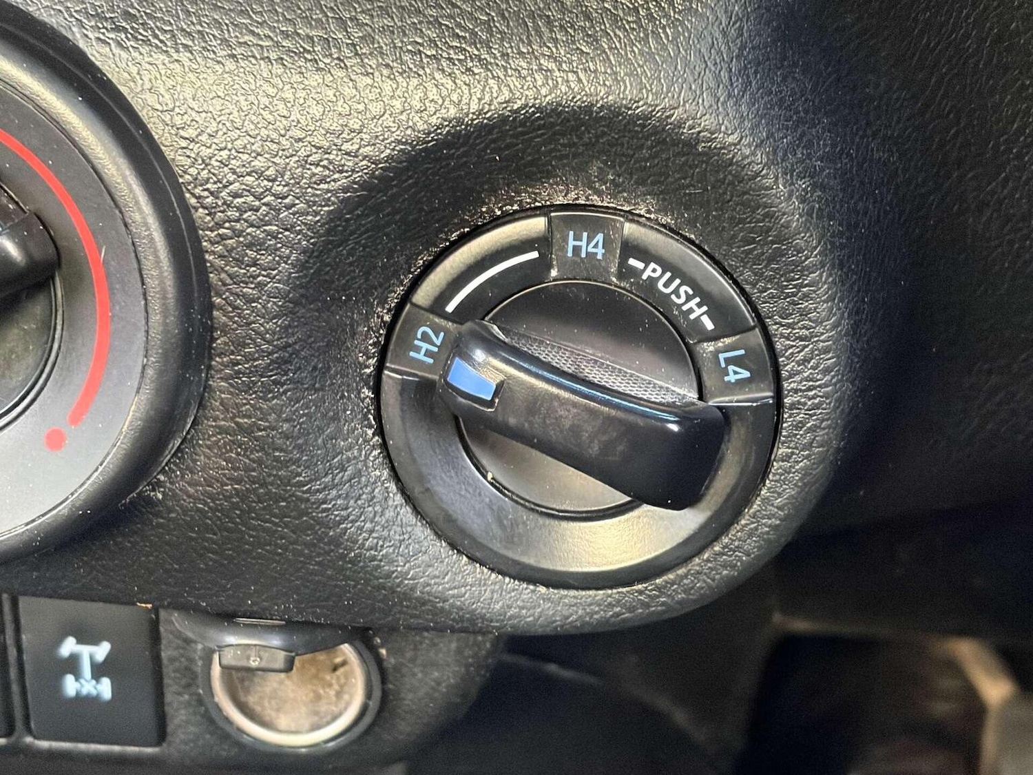 Used Toyota Hilux 2019 for sale - 77766373: Photo 29