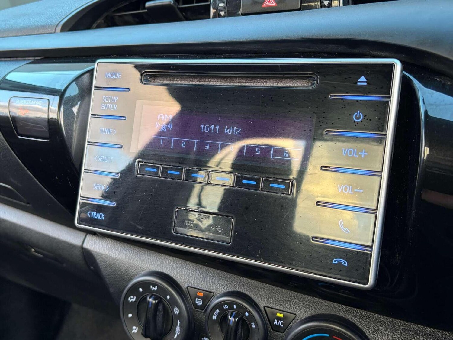 Used Toyota Hilux 2019 for sale - 77766373: Photo 38