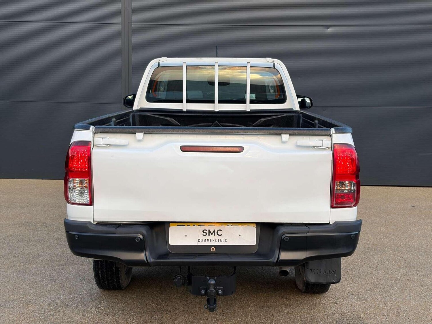 Used Toyota Hilux 2019 for sale - 77766373: Photo 45