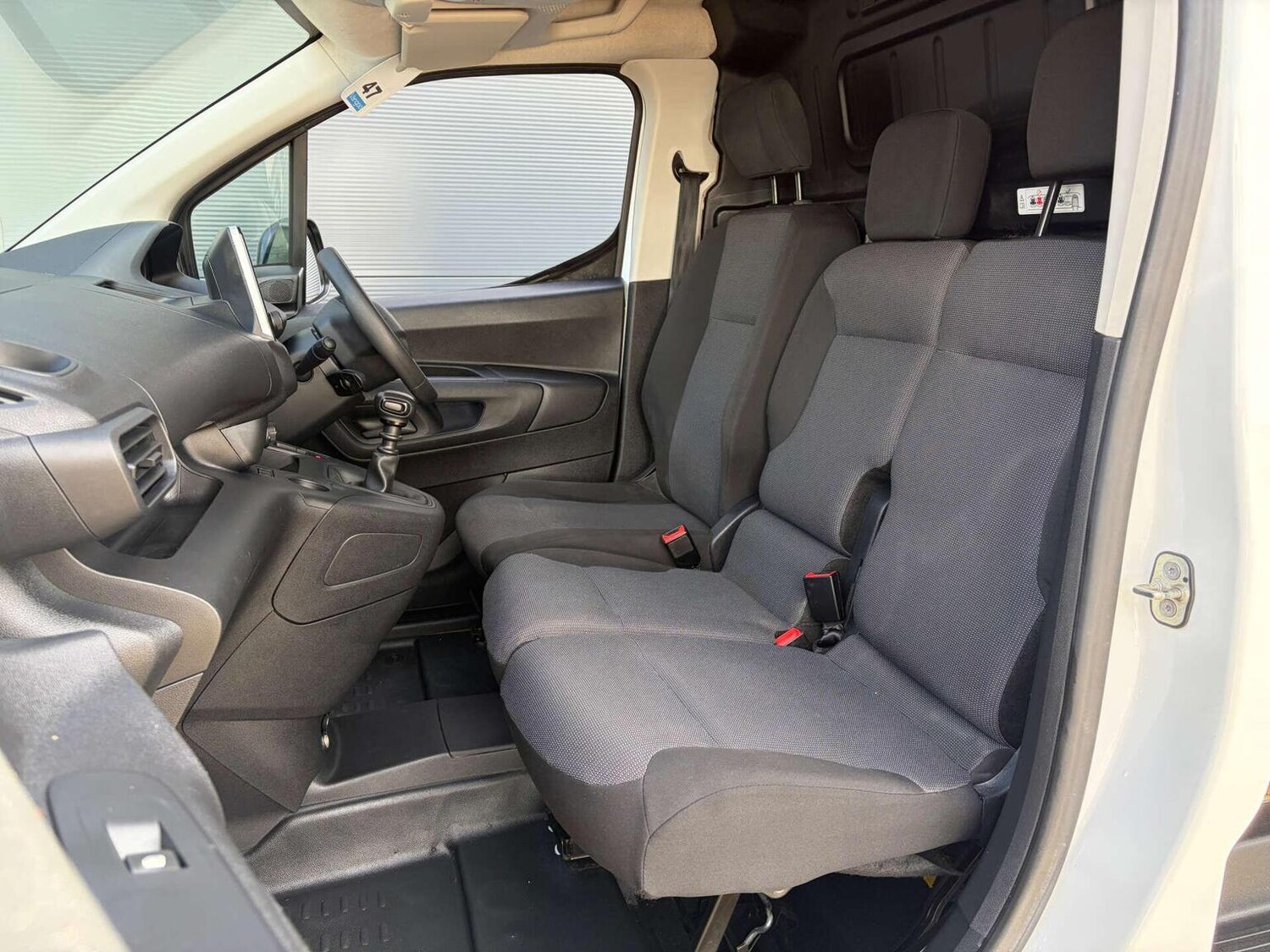 Used Peugeot Partner 2022 for sale - 78112088: Photo 25