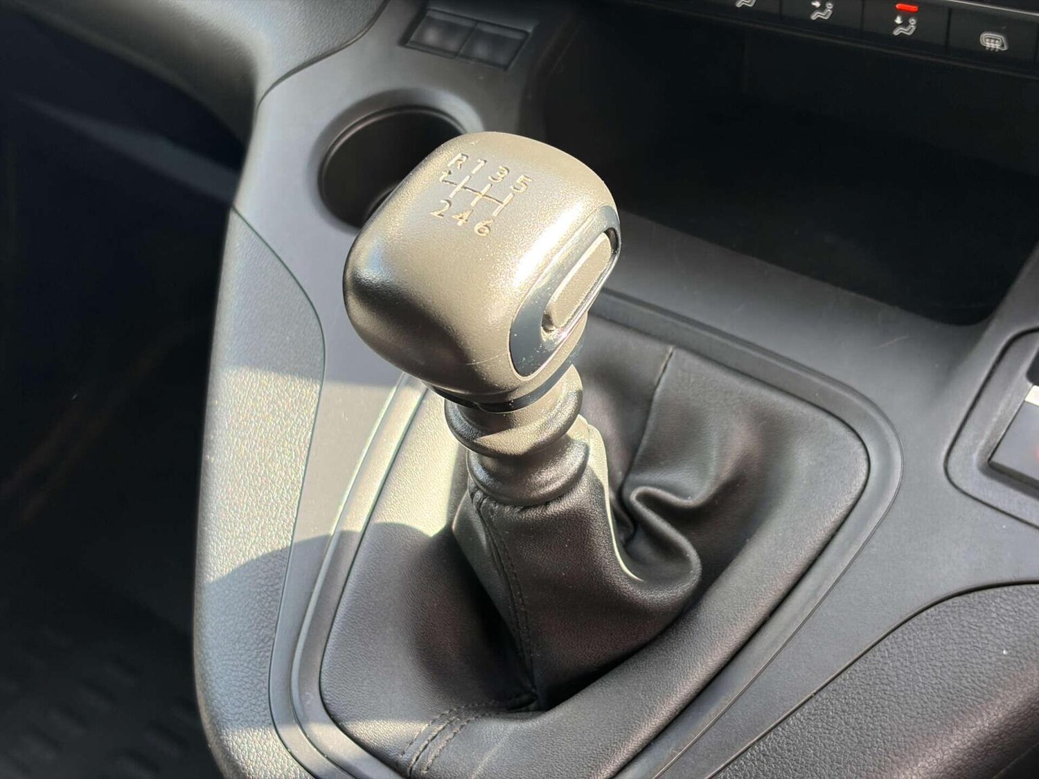 Used Peugeot Partner 2022 for sale - 78112088: Photo 37