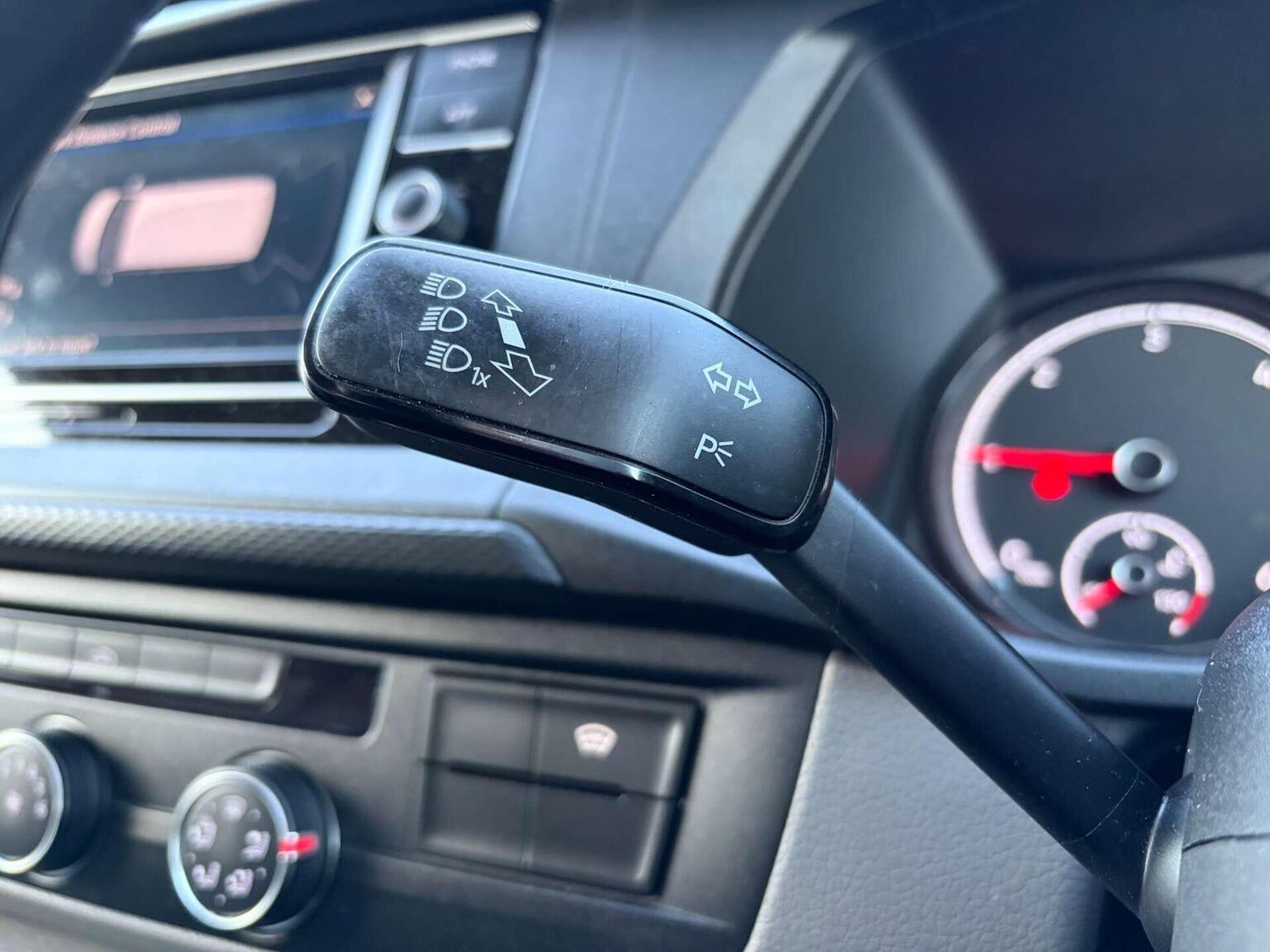 Used Volkswagen Transporter 2022 for sale - 76911082: Photo 25