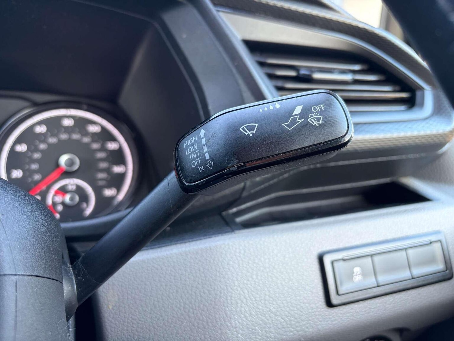 Used Volkswagen Transporter 2022 for sale - 76911082: Photo 26