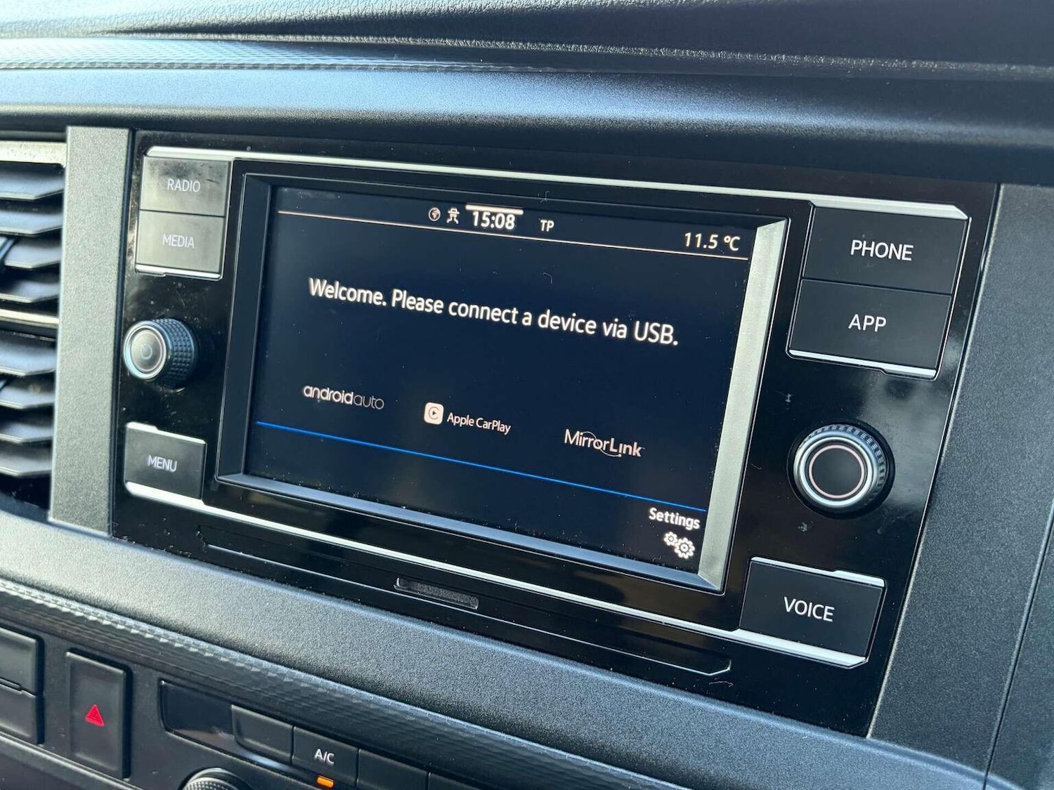 Used Volkswagen Transporter 2022 for sale - 76911082: Photo 37