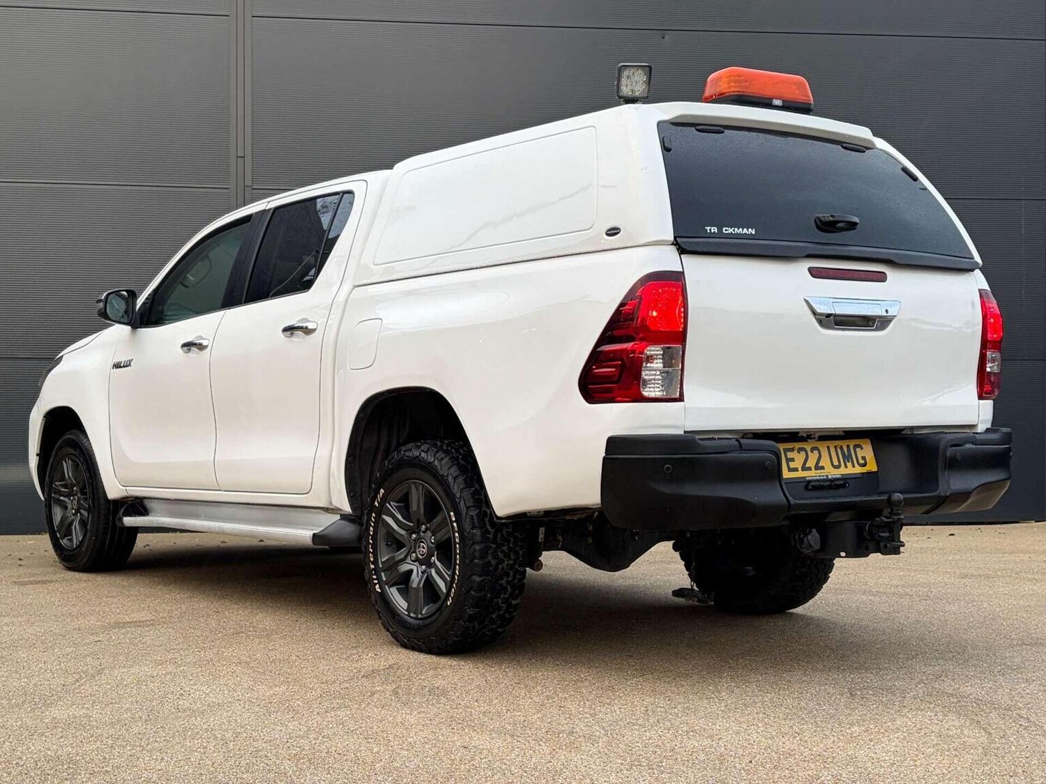 Used Toyota Hilux 2022 for sale - 77336208: Photo 3