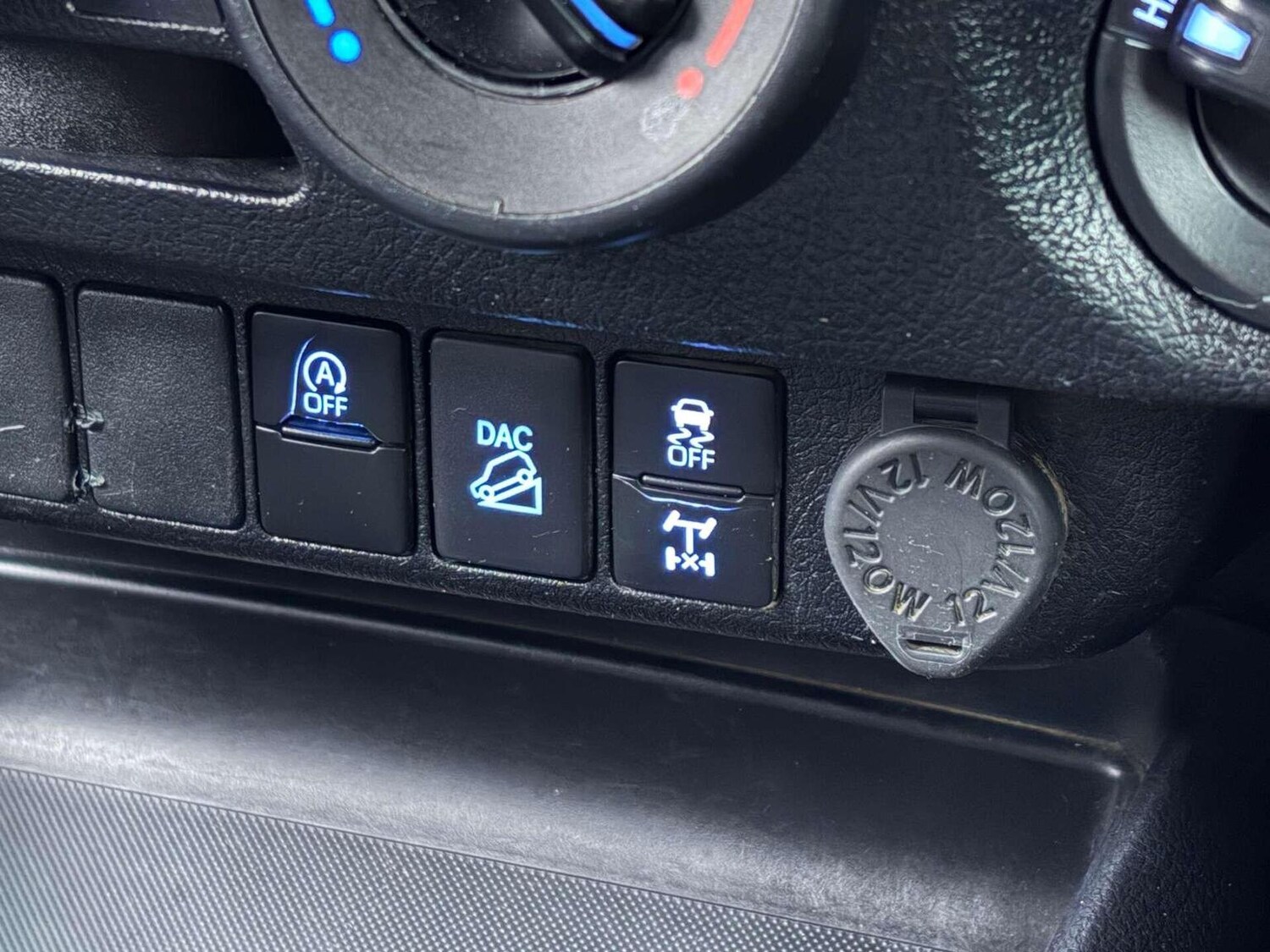 Used Toyota Hilux 2022 for sale - 77336208: Photo 34