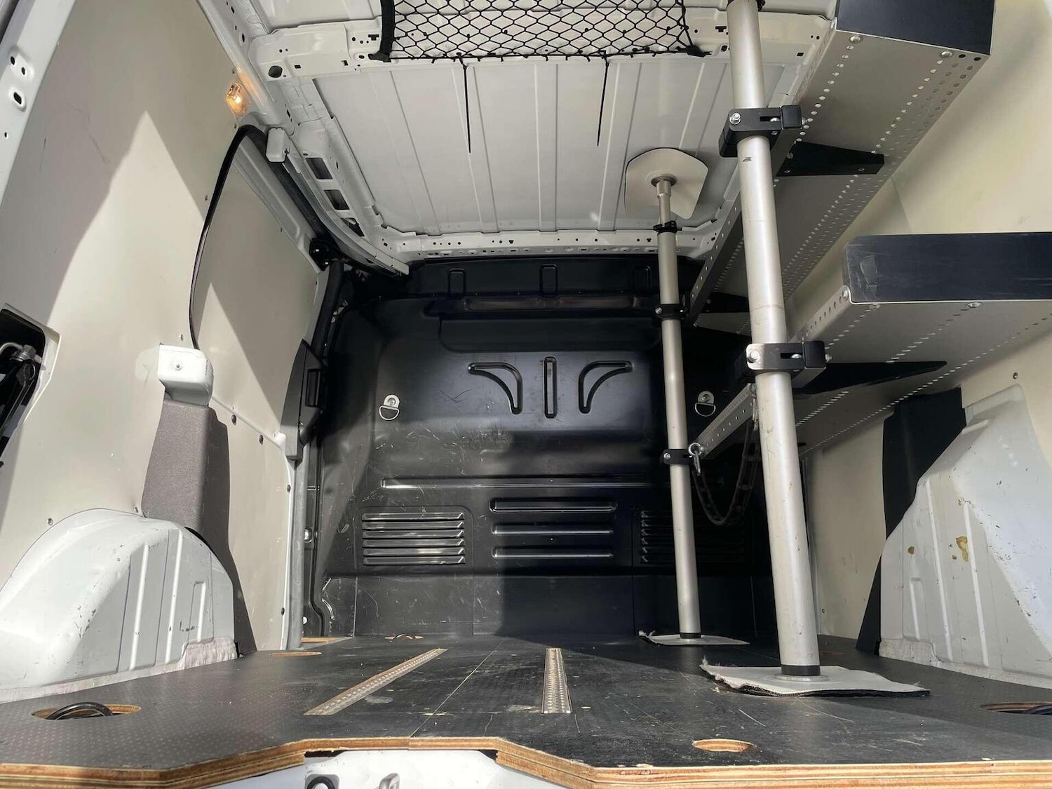 Used Ford Transit Connect 2017 for sale - 76455445: Photo 10