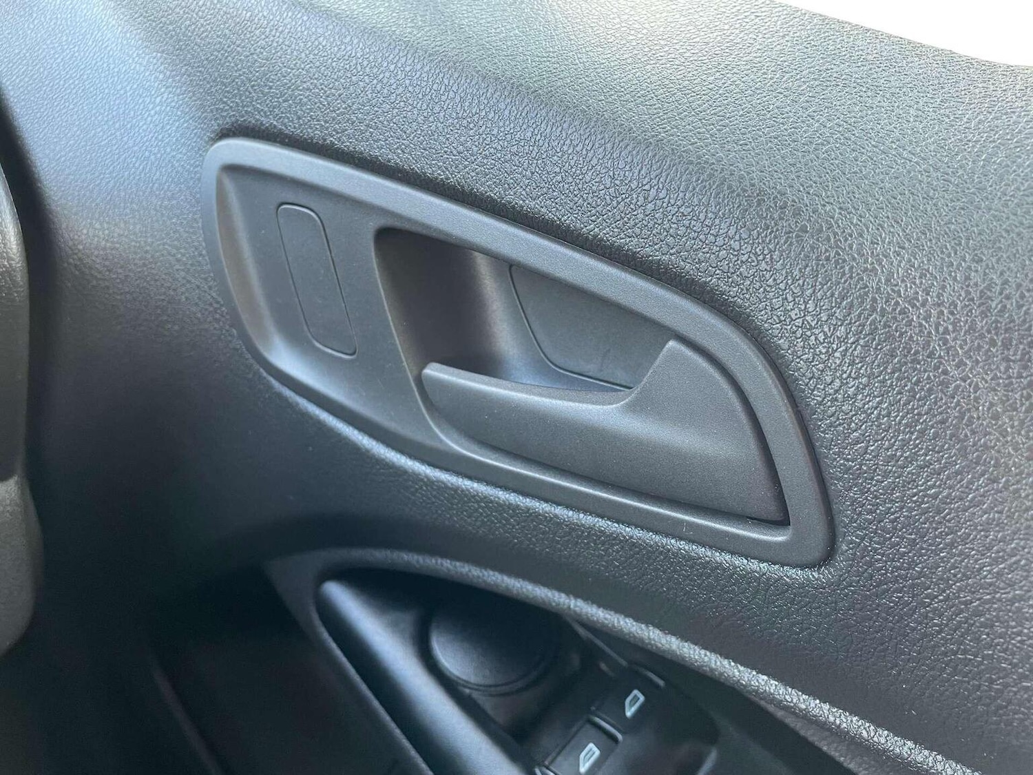 Used Ford Transit Connect 2017 for sale - 76455445: Photo 19