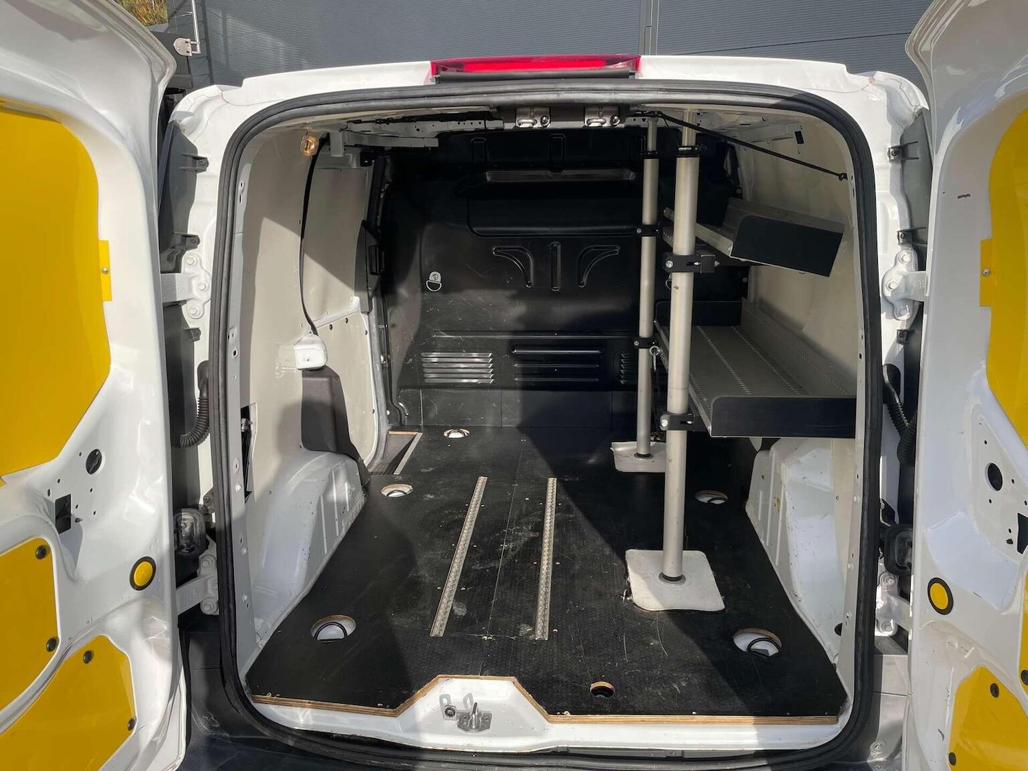 Used Ford Transit Connect 2017 for sale - 76455445: Photo 9