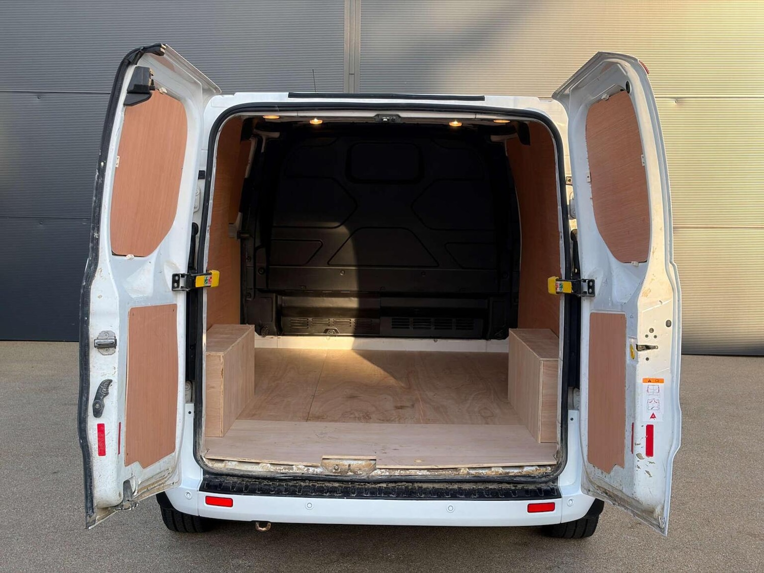 Used Ford Transit Custom 2018 for sale - 77729595: Photo 9