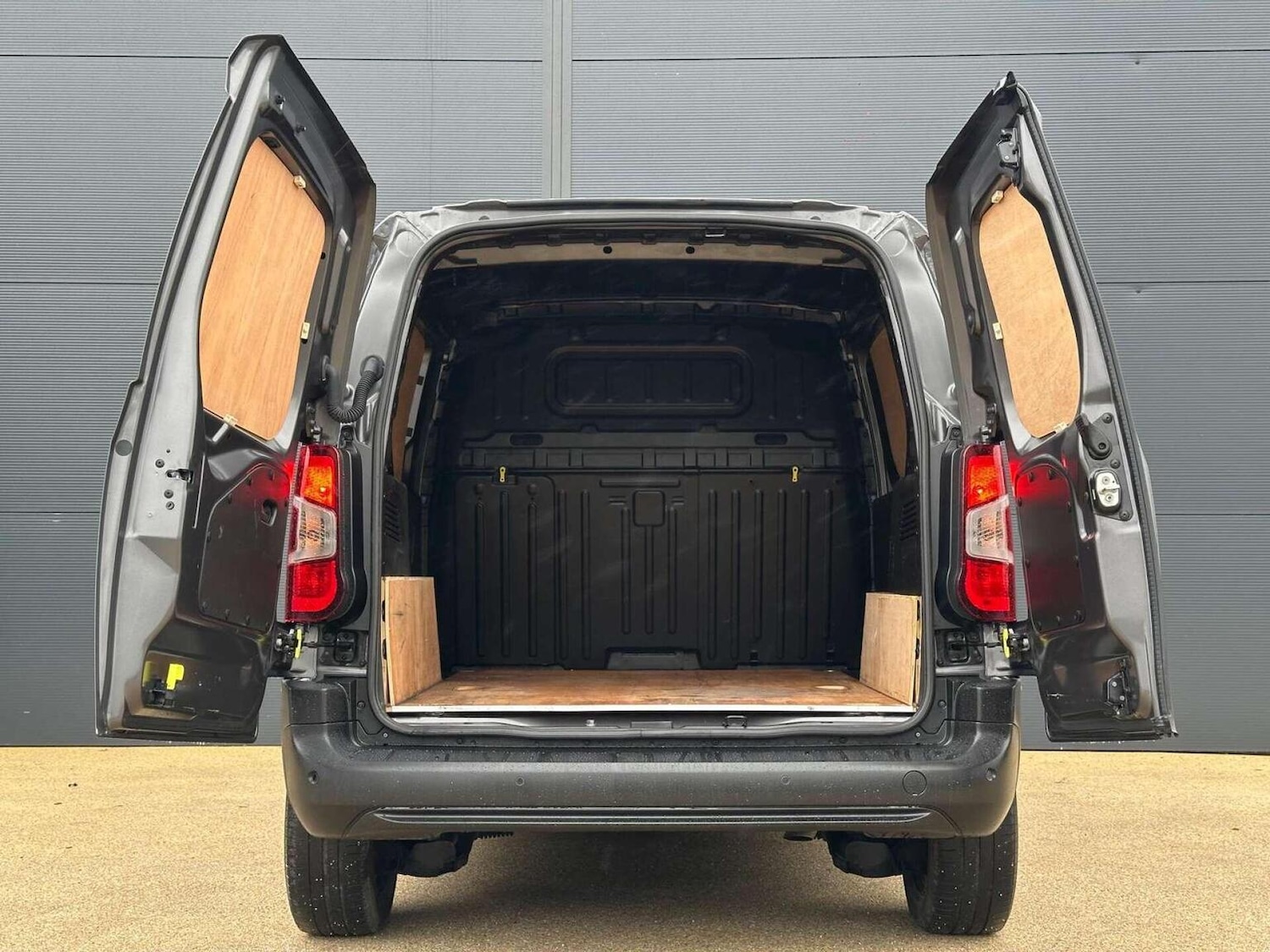 Used Citroen Berlingo 2023 for sale - 77681858: Photo 32