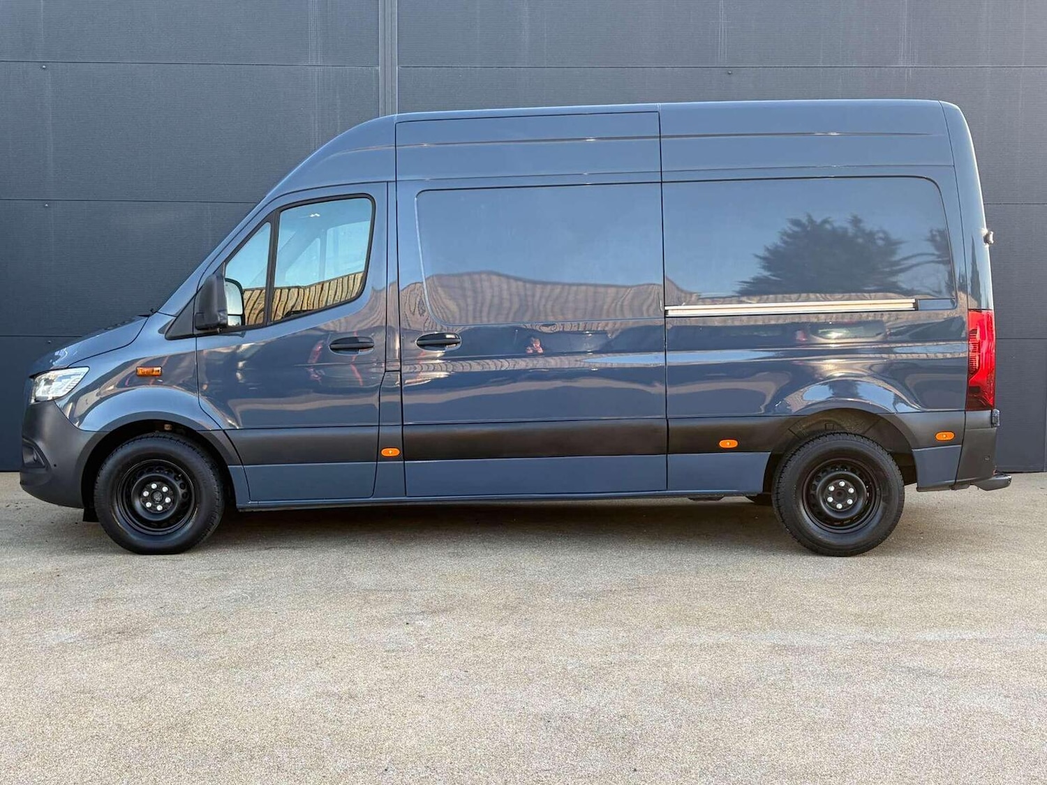 Used Mercedes-Benz Sprinter 2023 for sale - 77173190: Photo 4