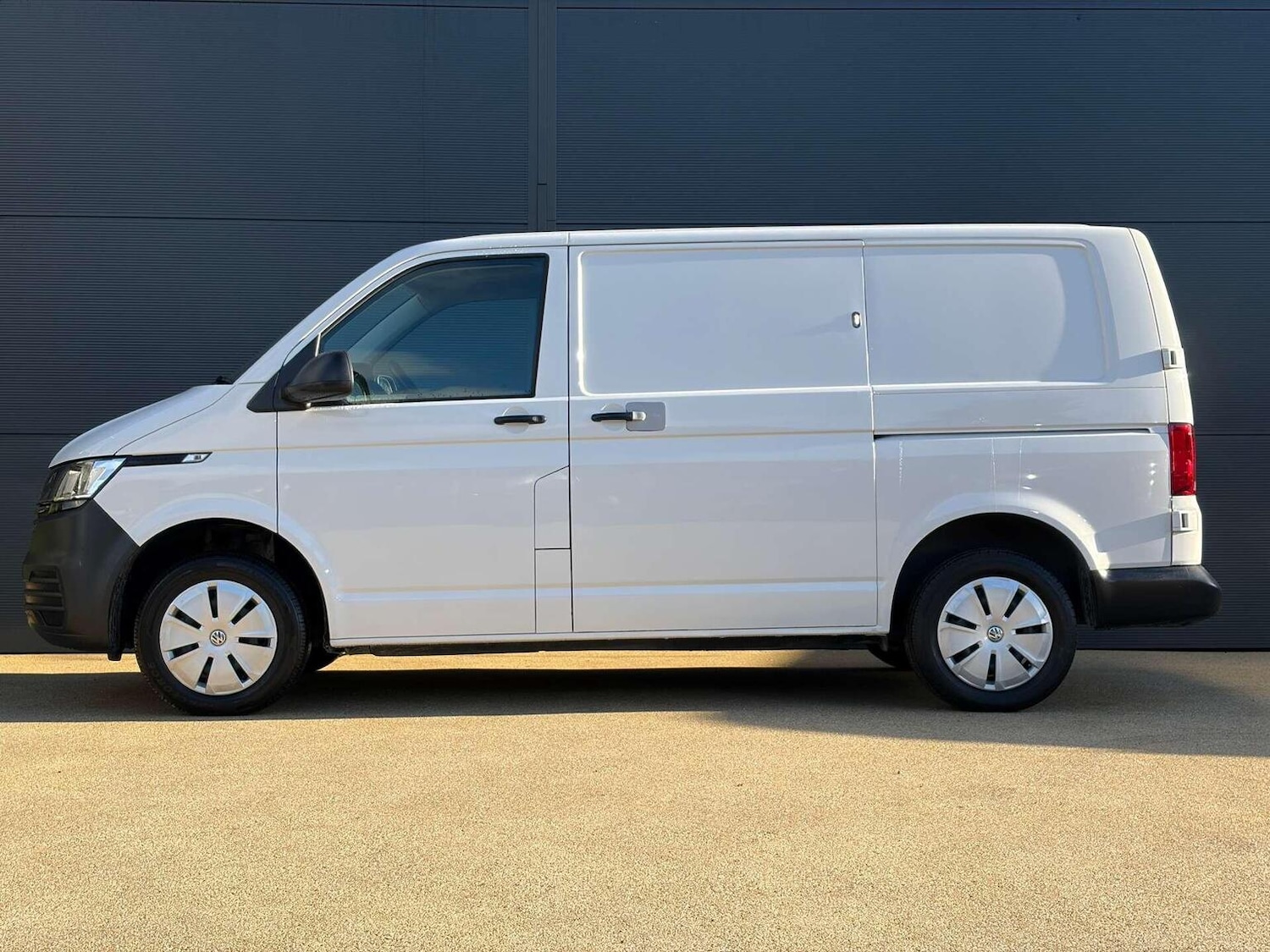 Used Volkswagen Transporter 2021 for sale - 77089793: Photo 11