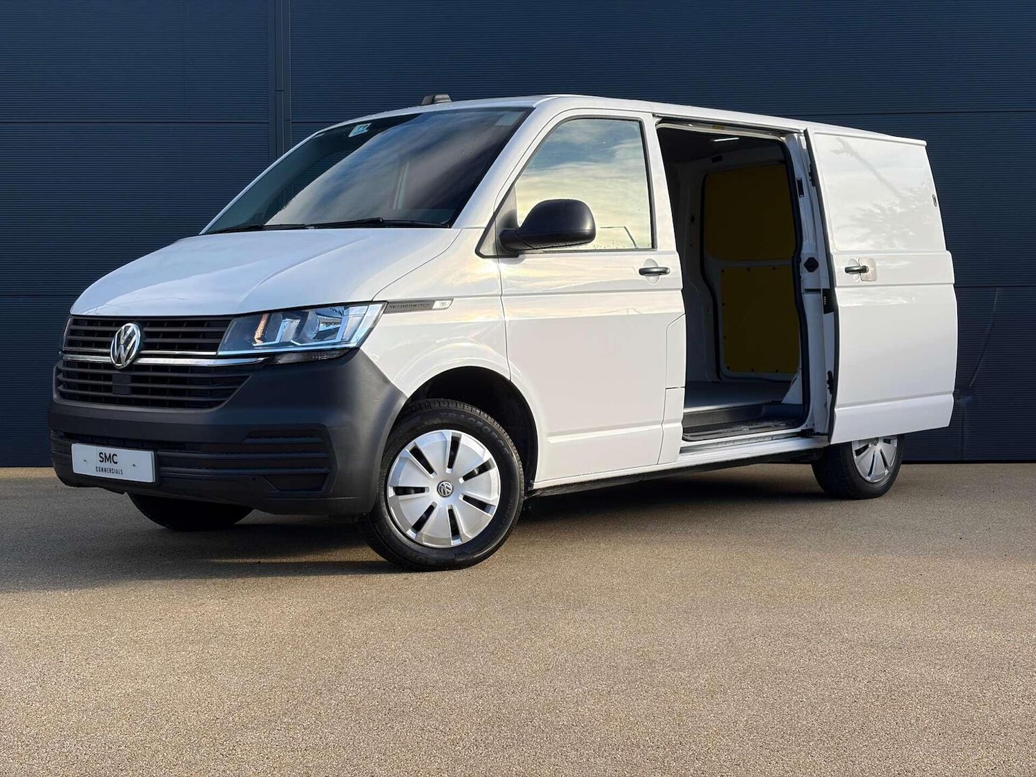 Used Volkswagen Transporter 2021 for sale - 77089793: Photo 4