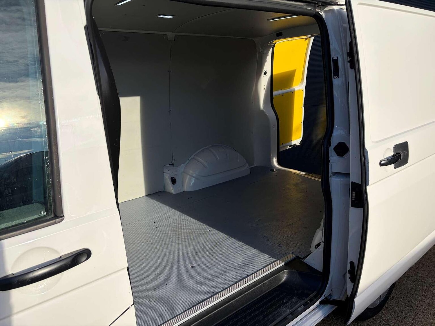 Used Volkswagen Transporter 2021 for sale - 77089793: Photo 7