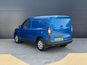 Used Ford Transit Courier 2024 for sale - 79168095: Photo