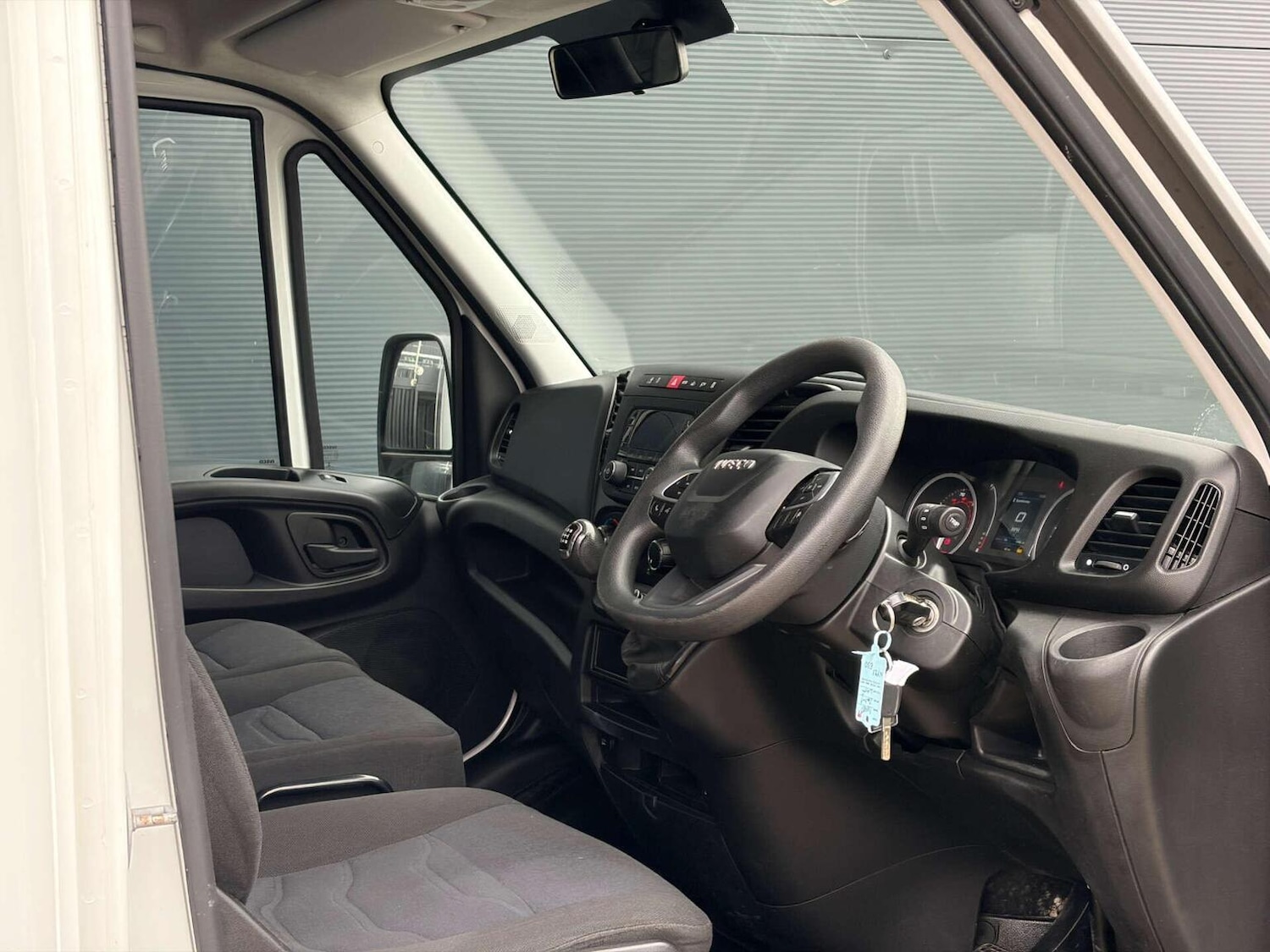 Used Iveco Daily 2021 for sale - 77888438: Photo 2