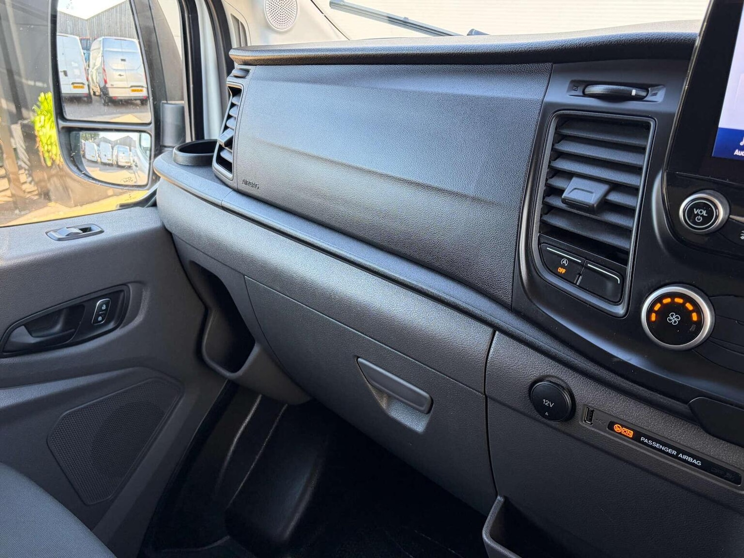 Used Ford Transit 2021 for sale - 78209997: Photo 47