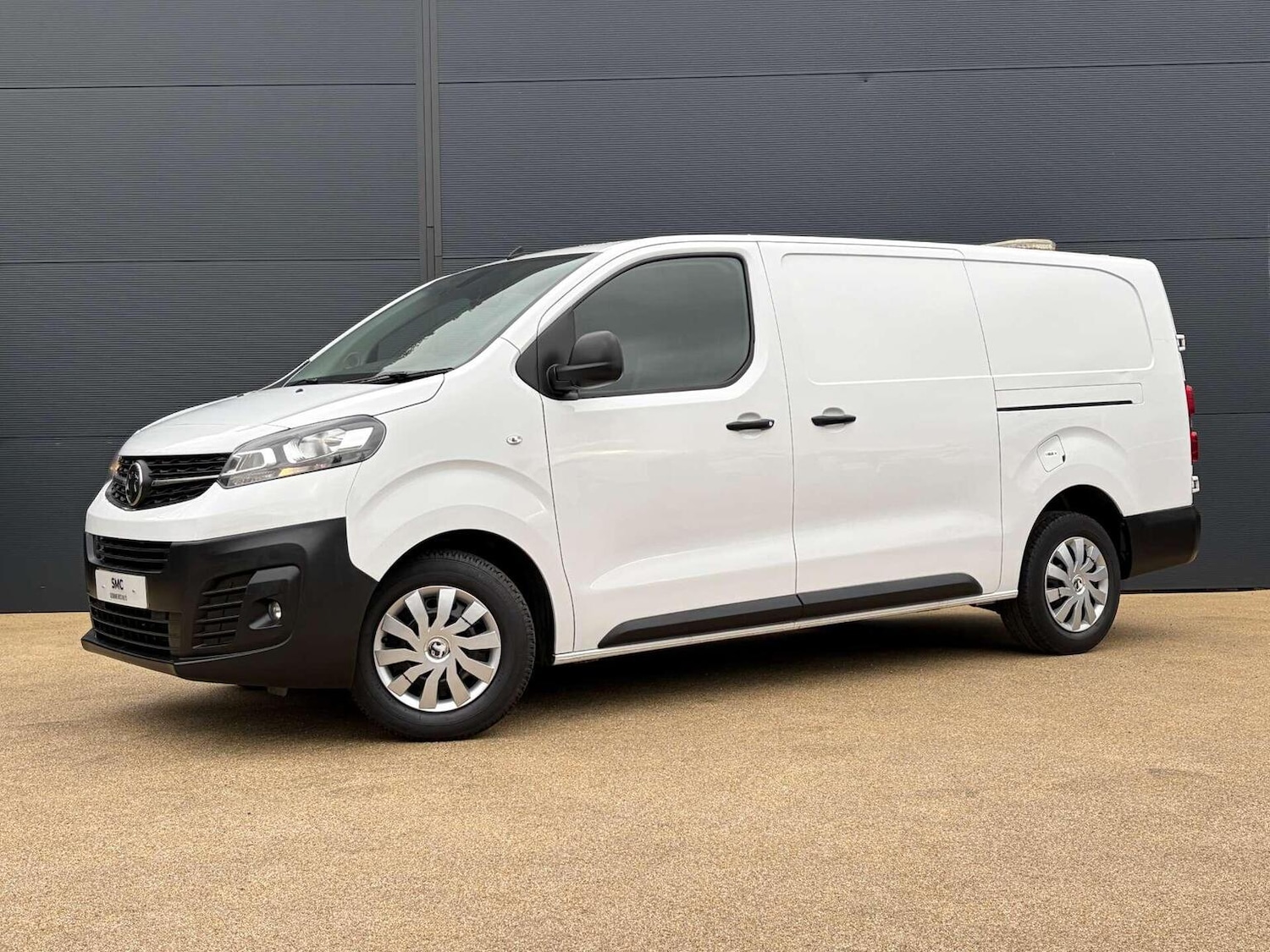 Used Vauxhall Vivaro 2022 for sale - 76911075: Photo 1