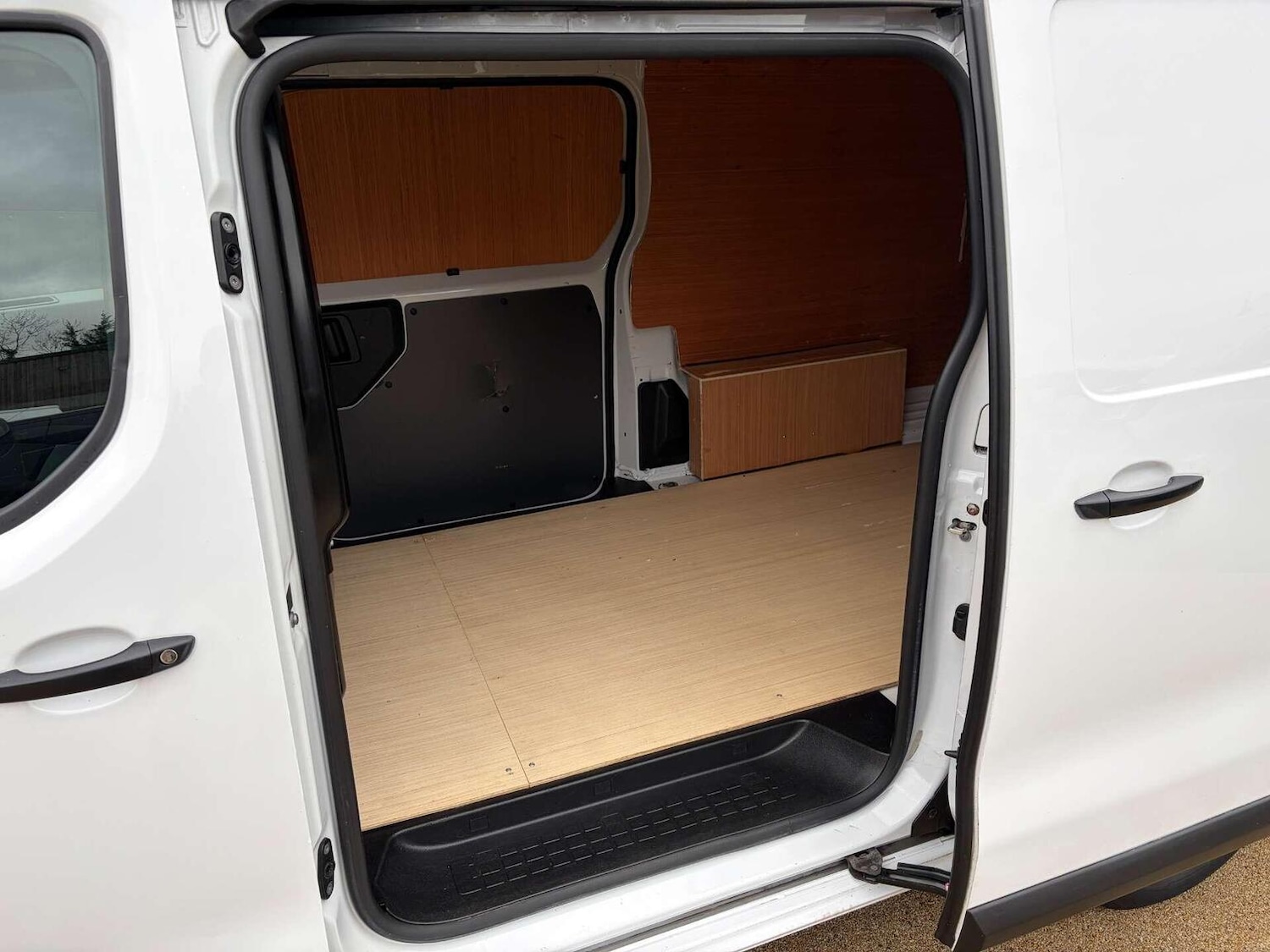 Used Vauxhall Vivaro 2022 for sale - 76911075: Photo 5