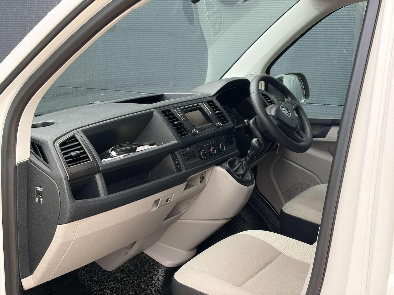 Used Volkswagen Transporter 2019 for sale - 77656234: Photo 20