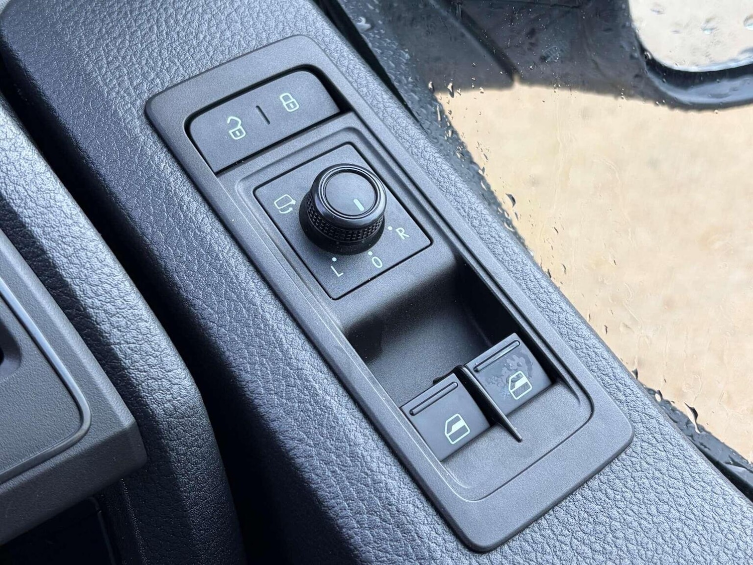 Used Volkswagen Transporter 2019 for sale - 77656234: Photo 25