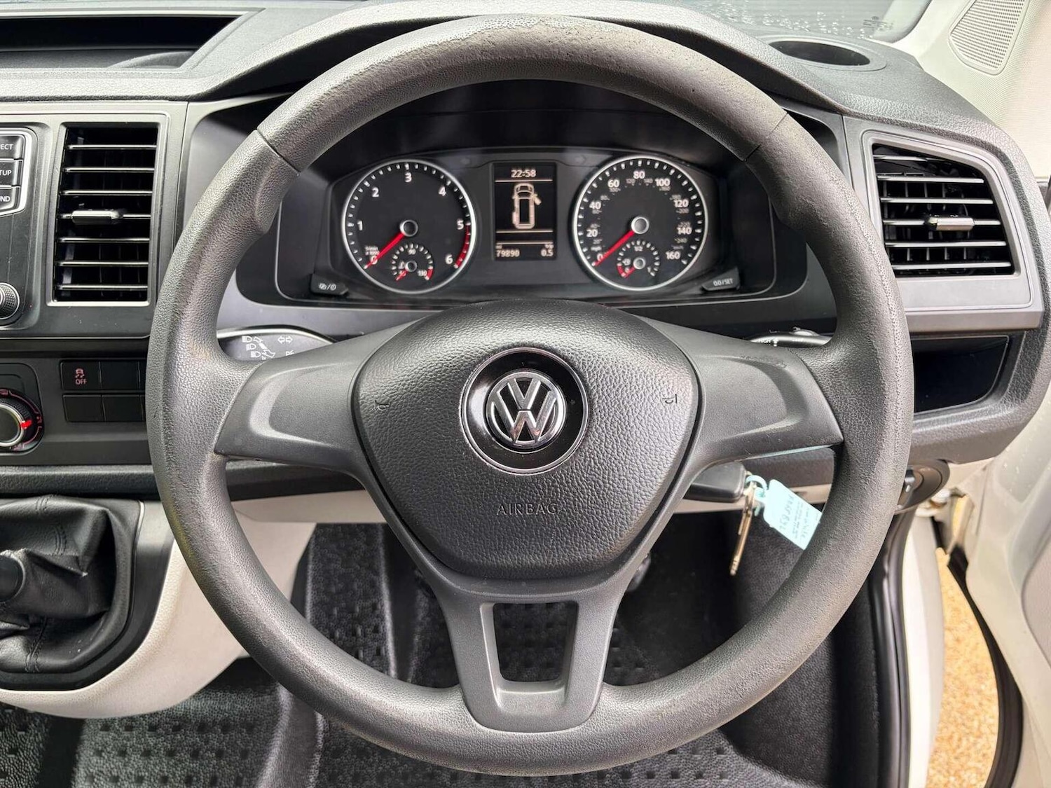 Used Volkswagen Transporter 2019 for sale - 77656234: Photo 28