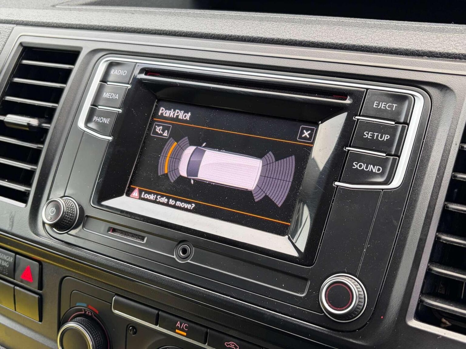 Used Volkswagen Transporter 2019 for sale - 77656234: Photo 36