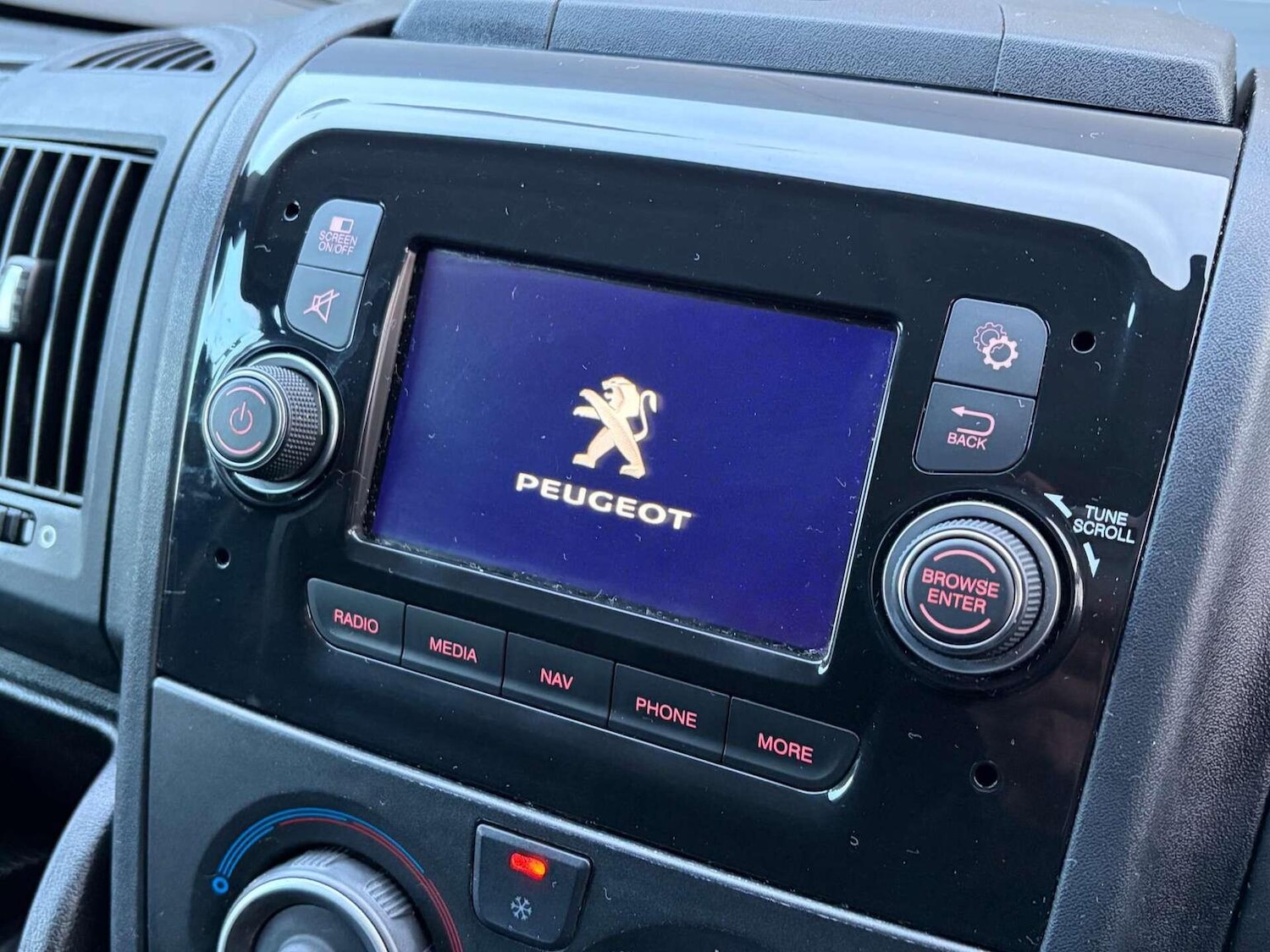 Used Peugeot Boxer 2022 for sale - 77548237: Photo 38