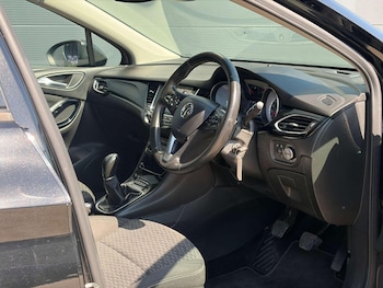 Used Vauxhall Astra 2018 for sale - 79216176: Photo
