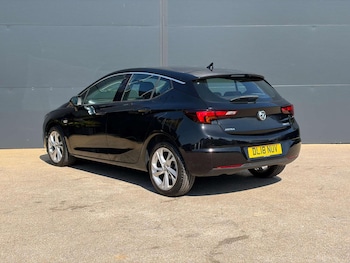 Used Vauxhall Astra 2018 for sale - 79216176: Photo