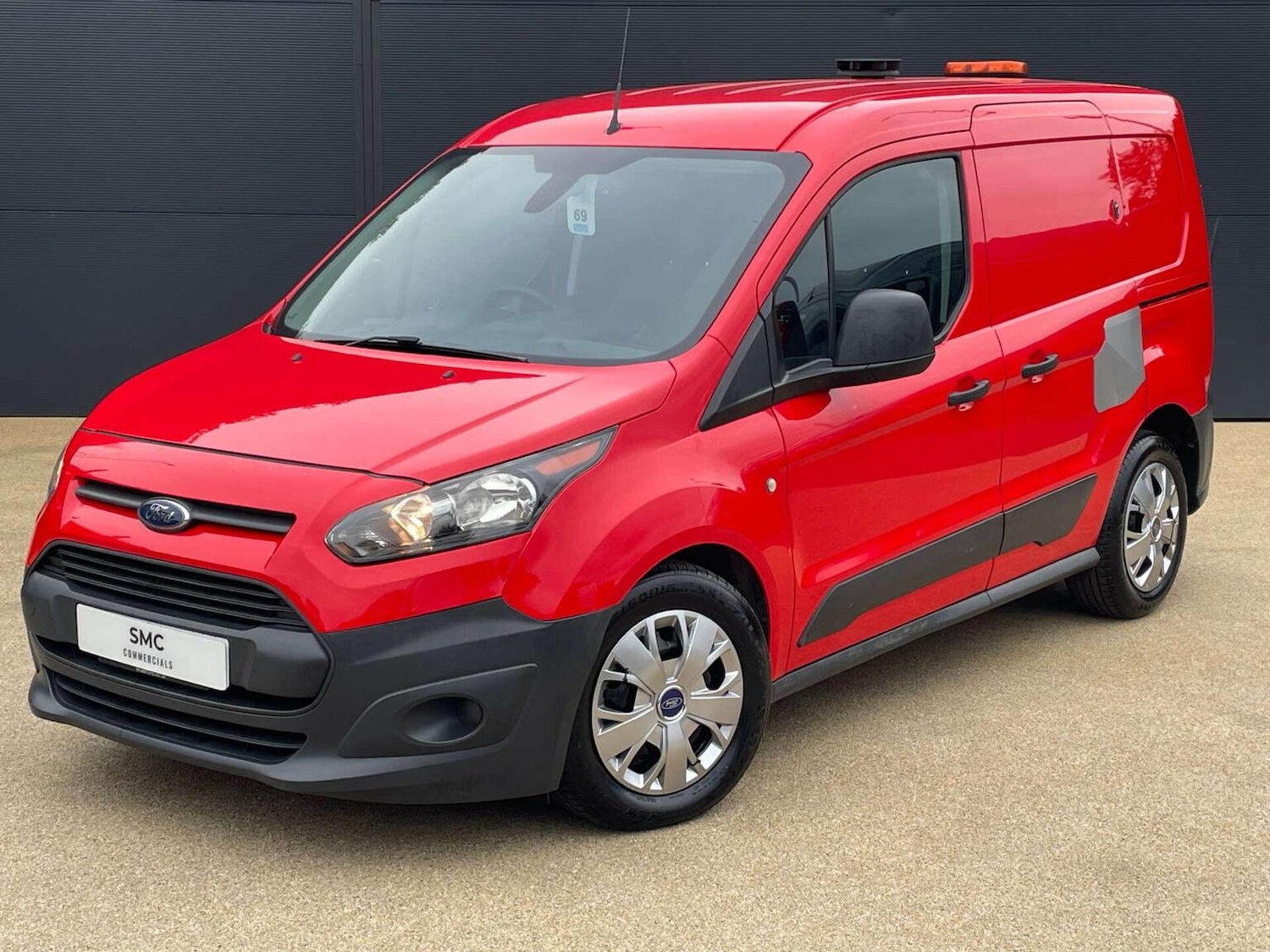 Used Ford Transit Connect 2017 for sale - 76583340: Photo 1