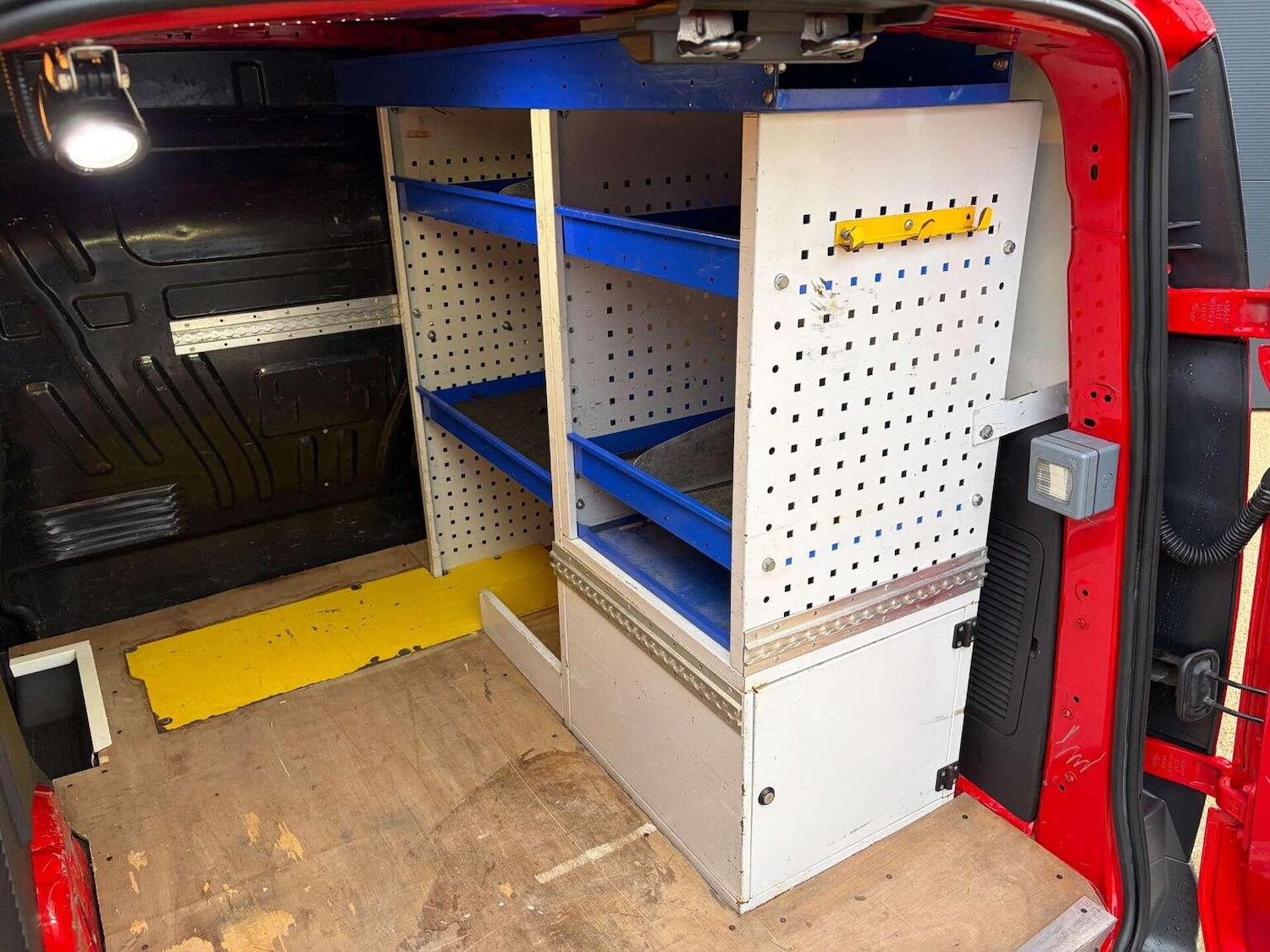 Used Ford Transit Connect 2017 for sale - 76583340: Photo 10